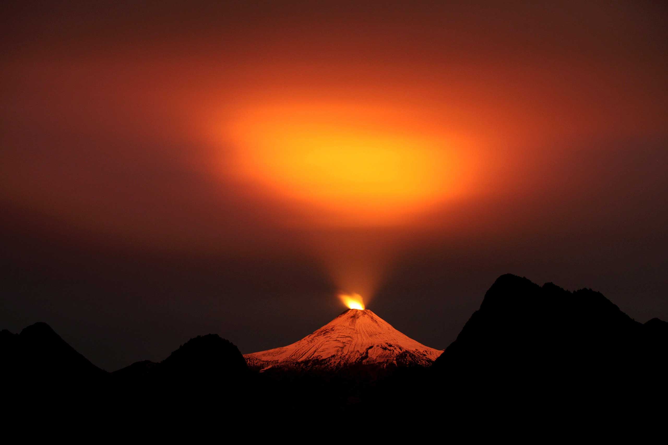 The Villarrica Volcano in Chile Lights Up The Night Sky | Time