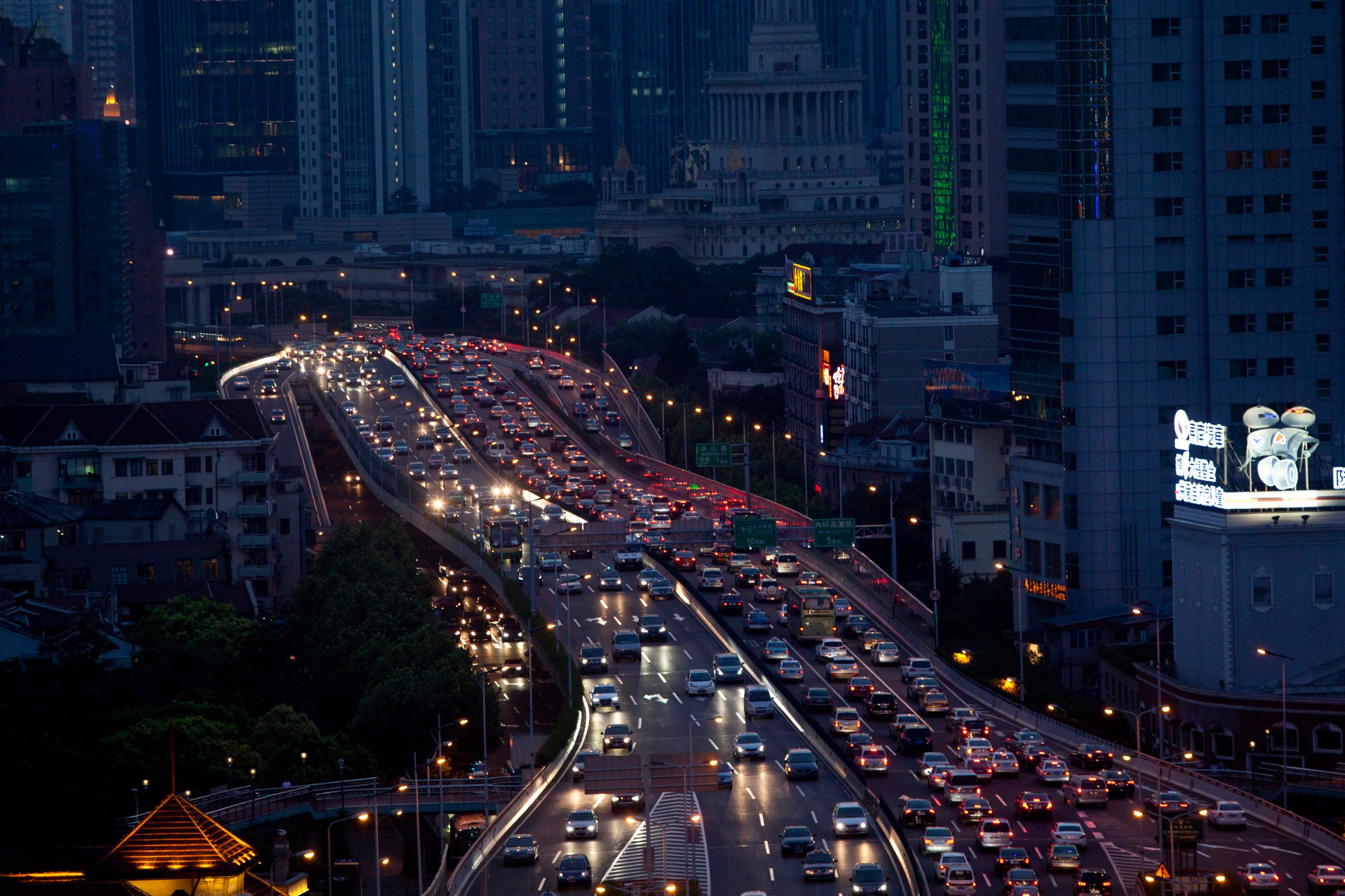 Lines of cars are pictured during a rush hour traffic jam in central Shanghai July 11, 2013.