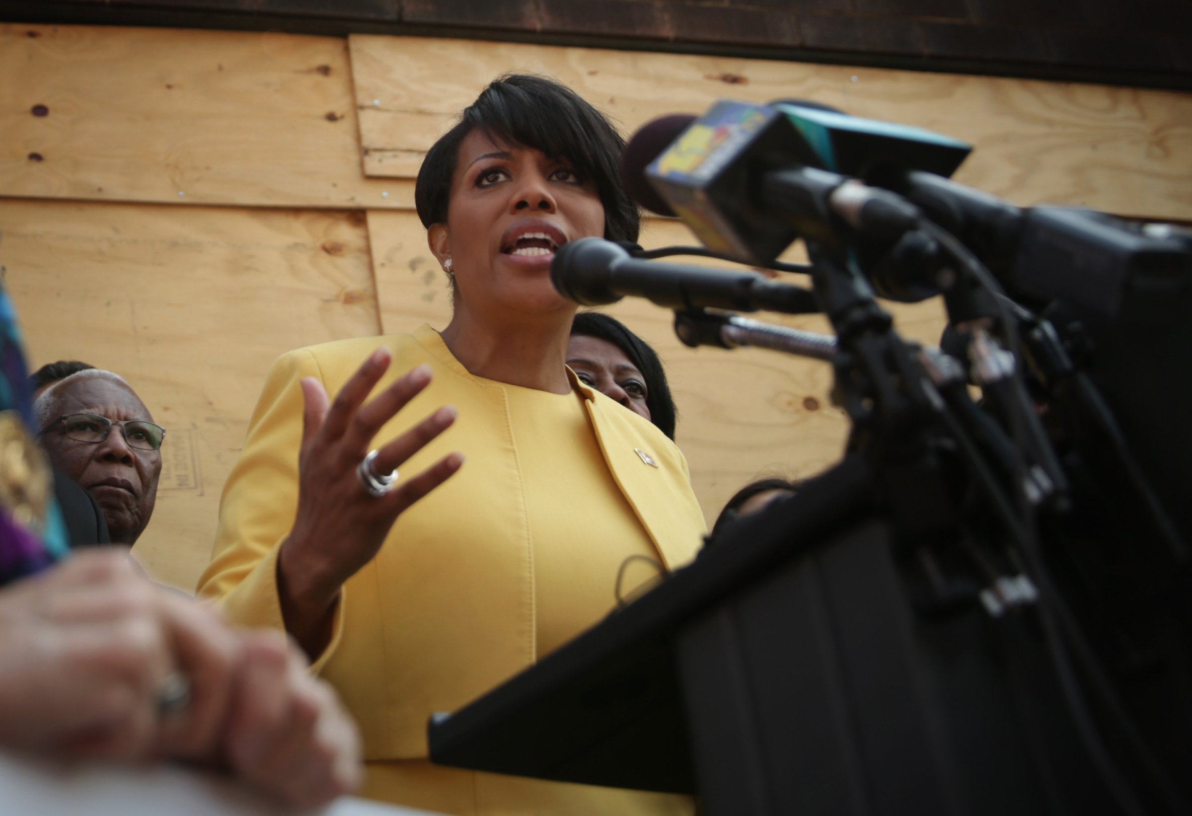 Mayor Stephanie Rawlings-Blake speaks during a news conference in front of the burned CVS in the Sandtown neighborhood on May 7, 2015 in Baltimore.