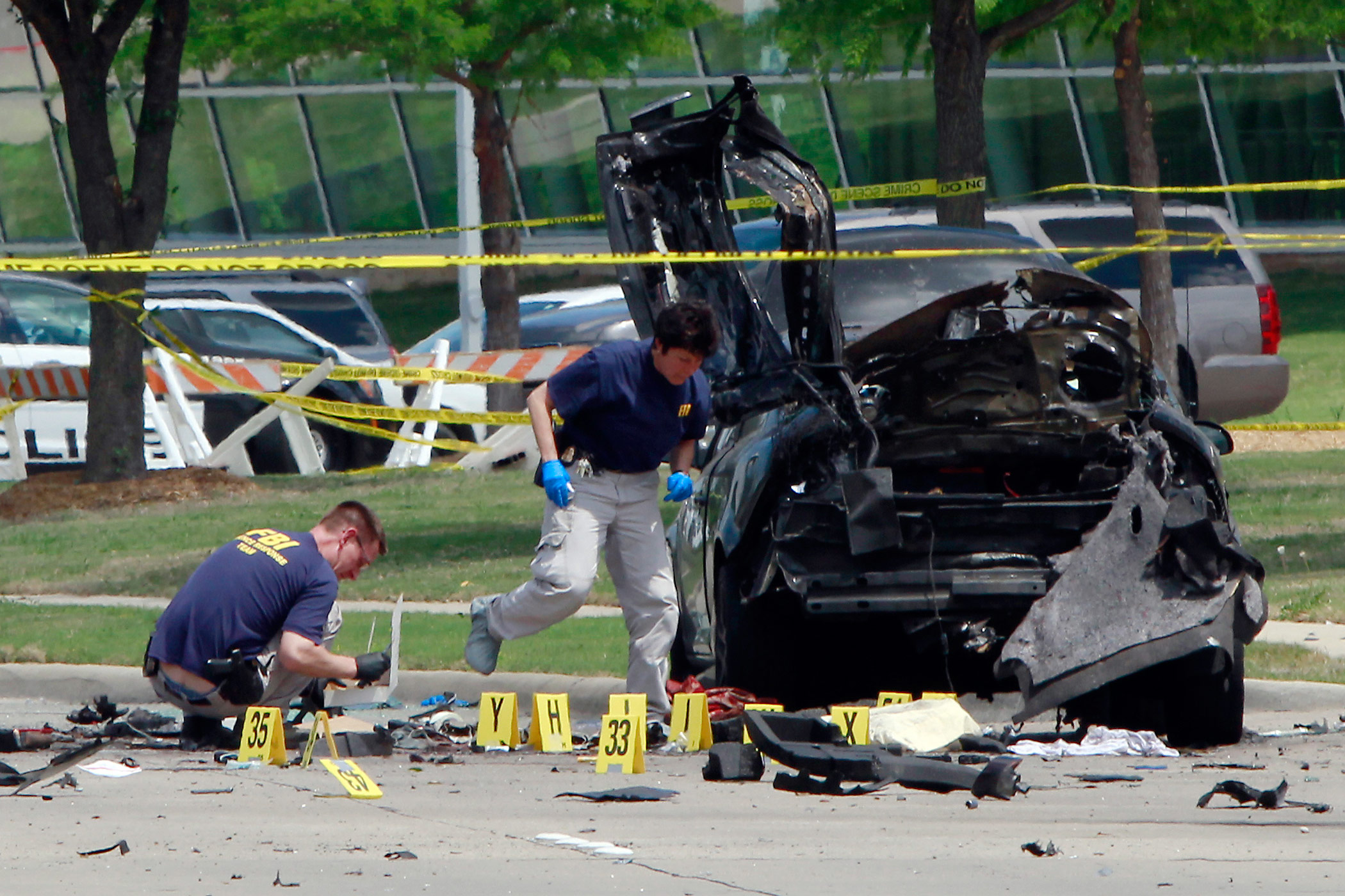 FBI investigators work a crime scene outside of the Curtis Culwell Center on May 04, 2015 in Garland, Tx. (Ben Torres—Getty Images)