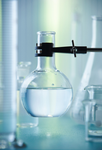 beaker-liquid-lab