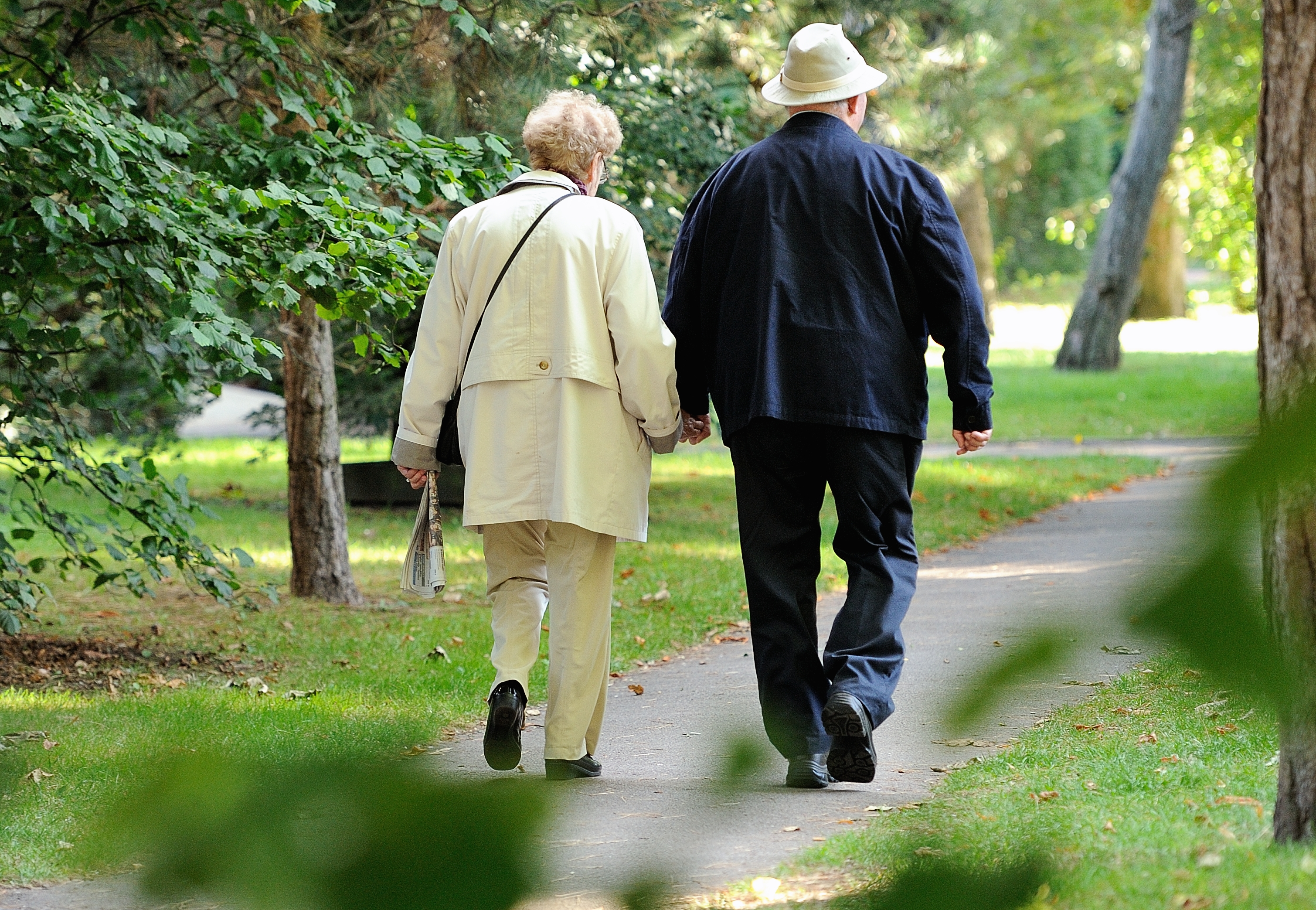 An elderly couple walks in le Touquet, northern France, on September 8 ,2013 (Philippe Huguen&mdash;AFP/Getty Images)
