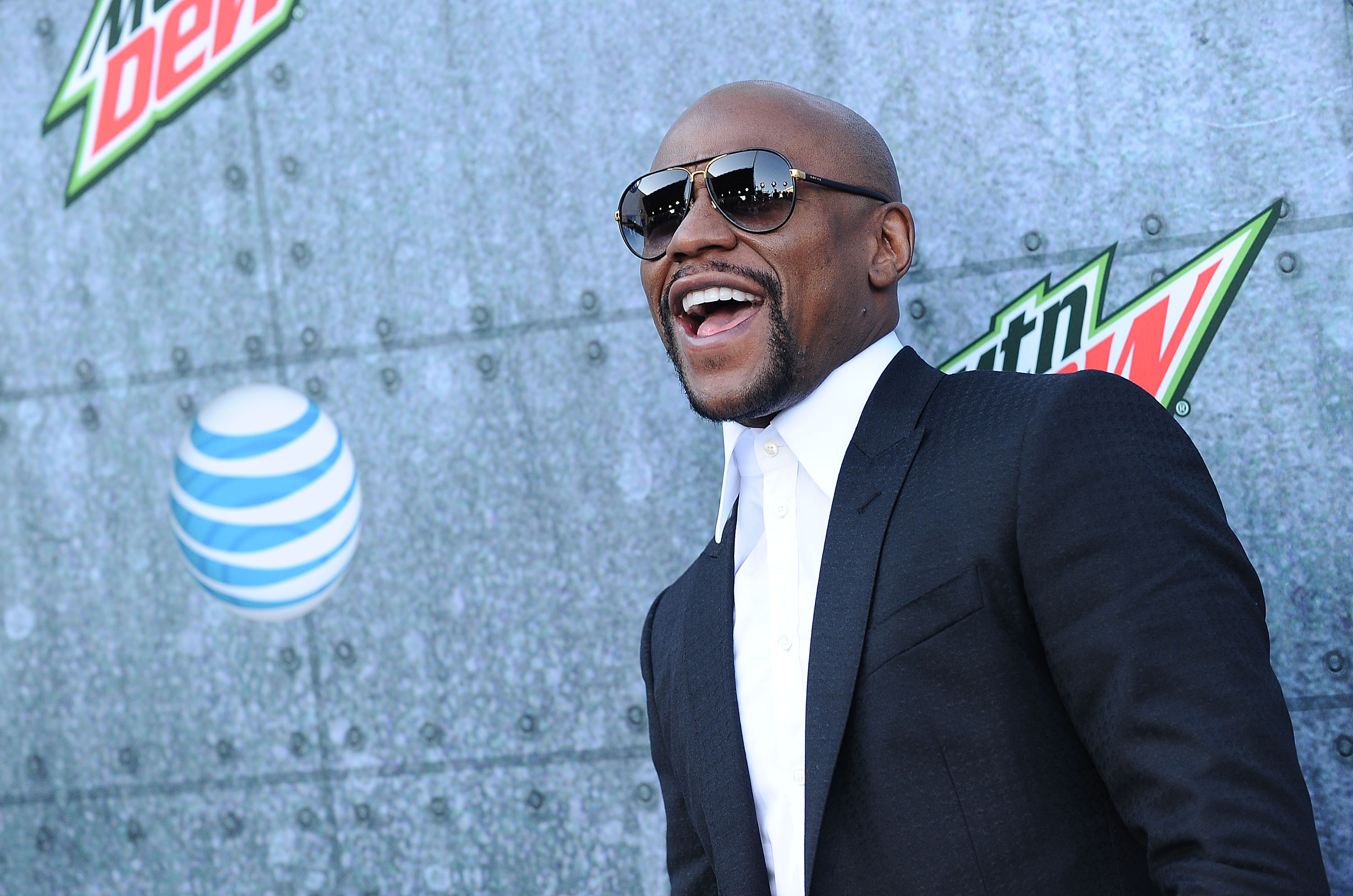Floyd Mayweather, Jr. attends Spike TV's "Guys Choice 2015" at Sony Pictures Studios on June 6, 2015 in Culver City, California. (Jason LaVeris—FilmMagic)