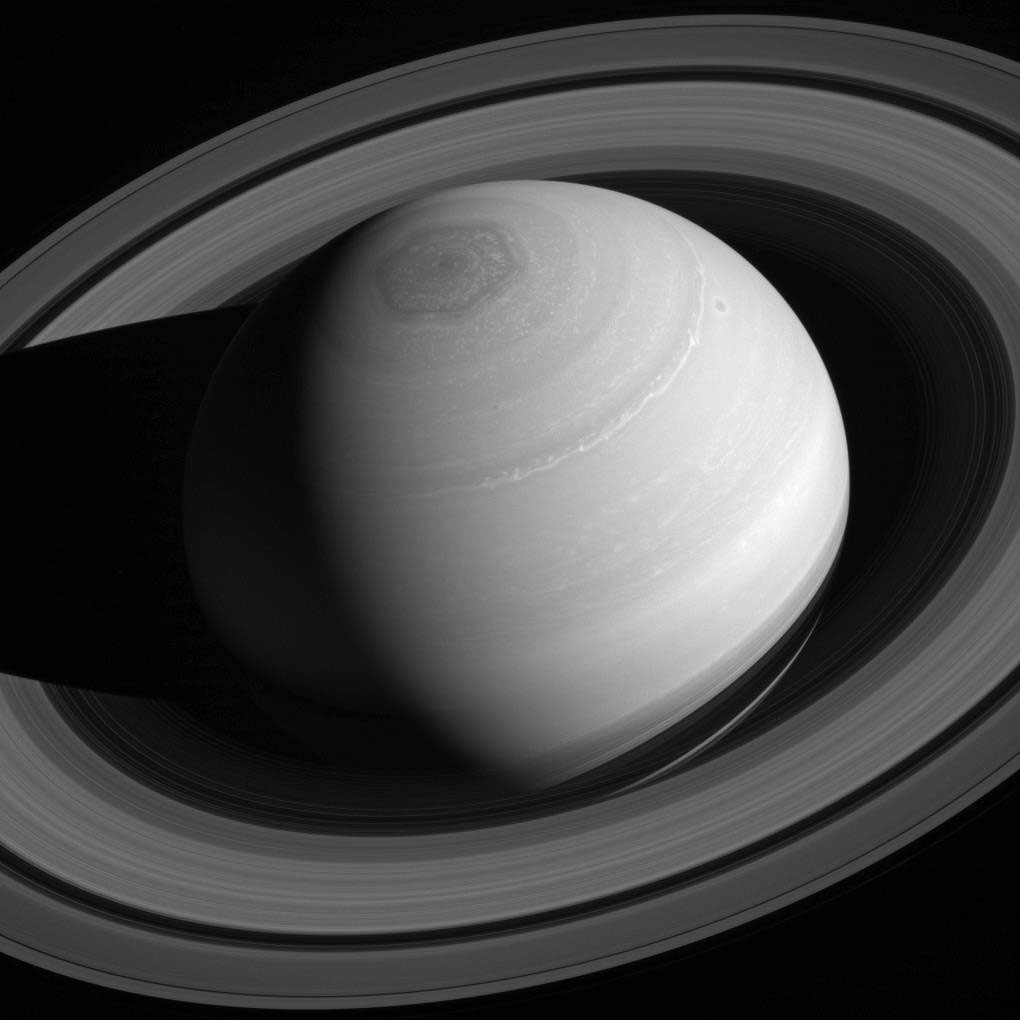 Saturn polar vortex hexagon cassini