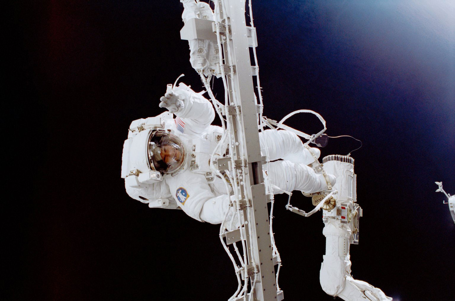 astronaut susan helms longest spacewalk