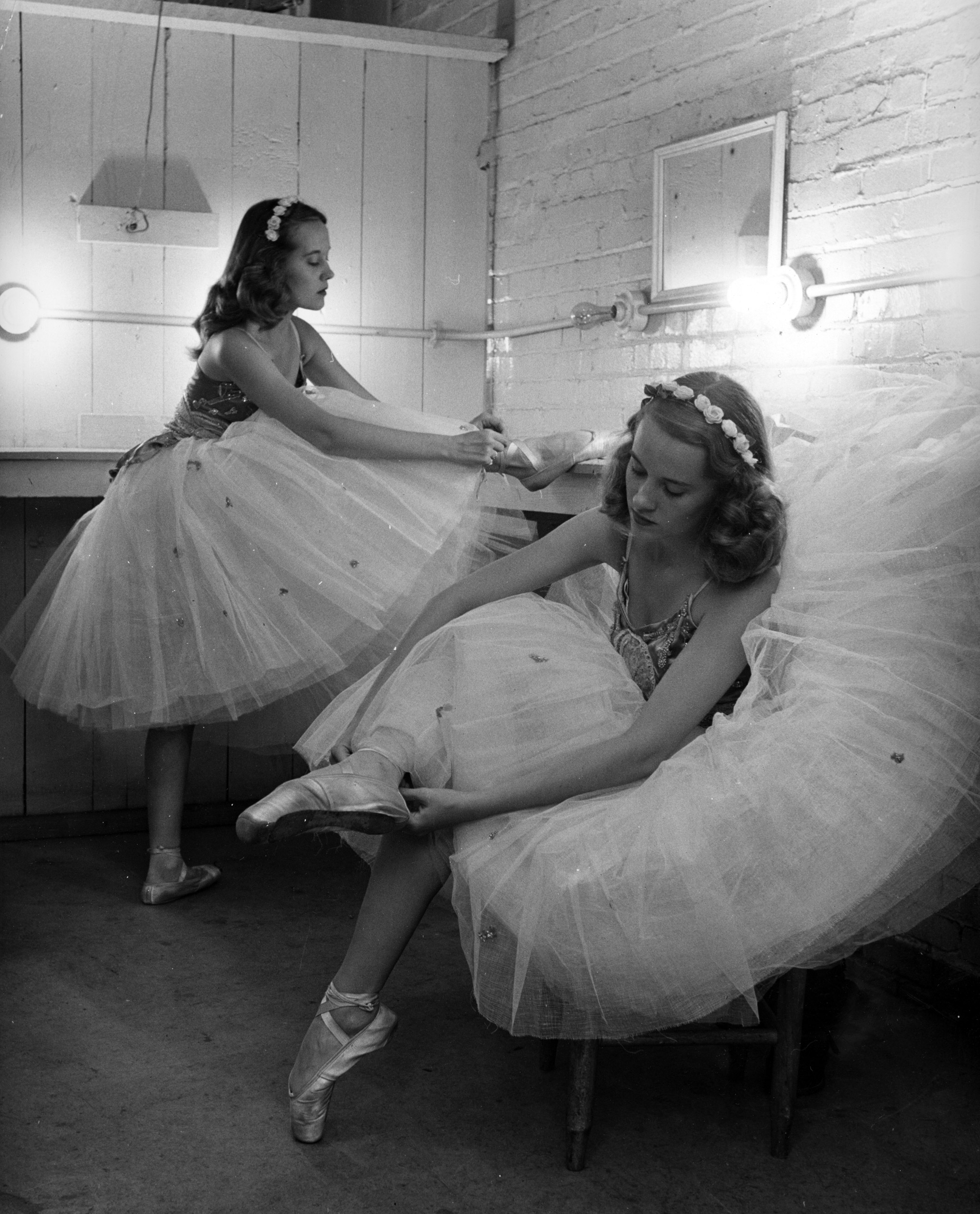 Identical twins, Barbara and Betty Bounds at Ballet class.