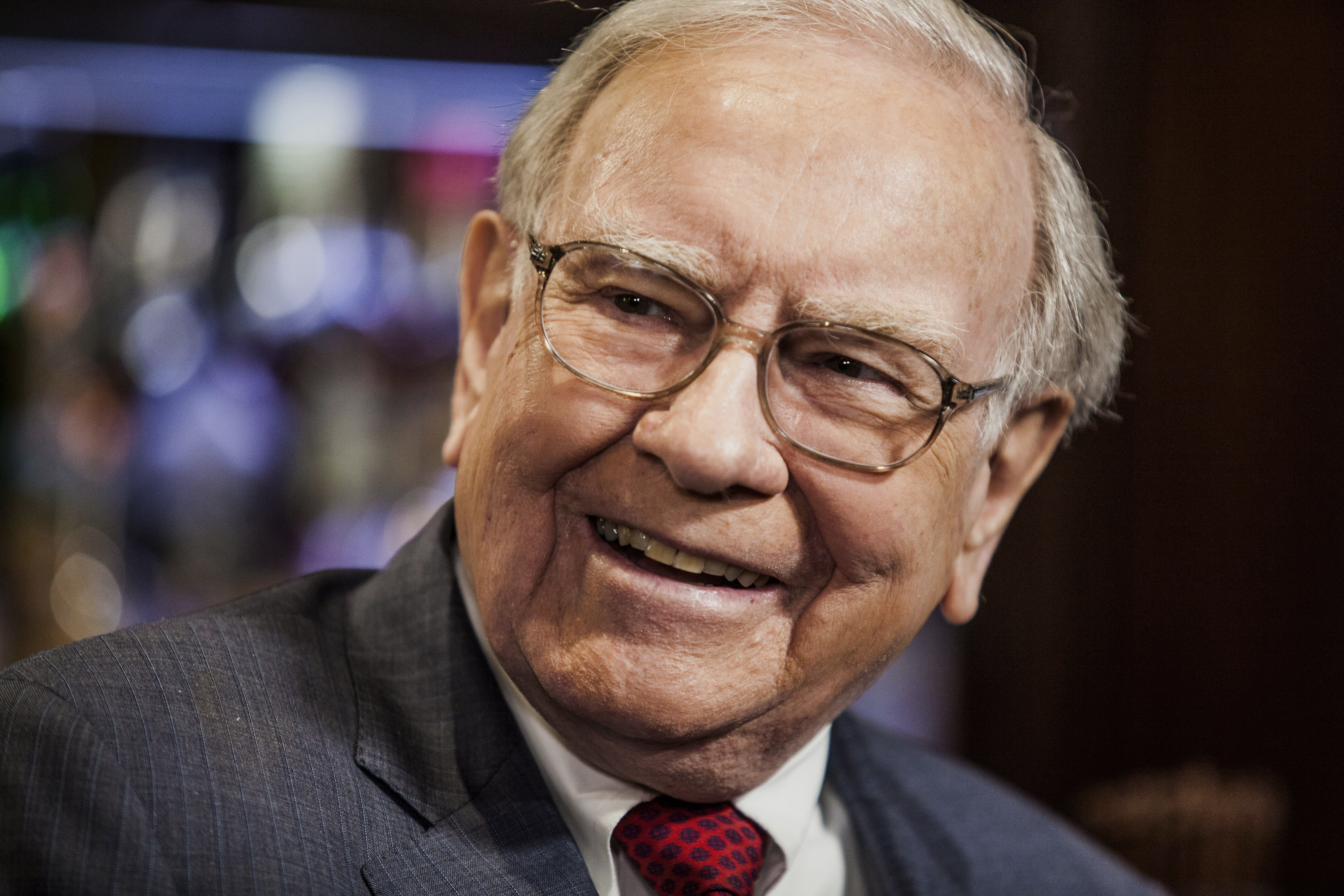 Berkshire Hathaway CEO Warren Buffett is giving away $2.8 billion as part of his annual donation pledge. (Bloomberg&mdash;Bloomberg via Getty Images)