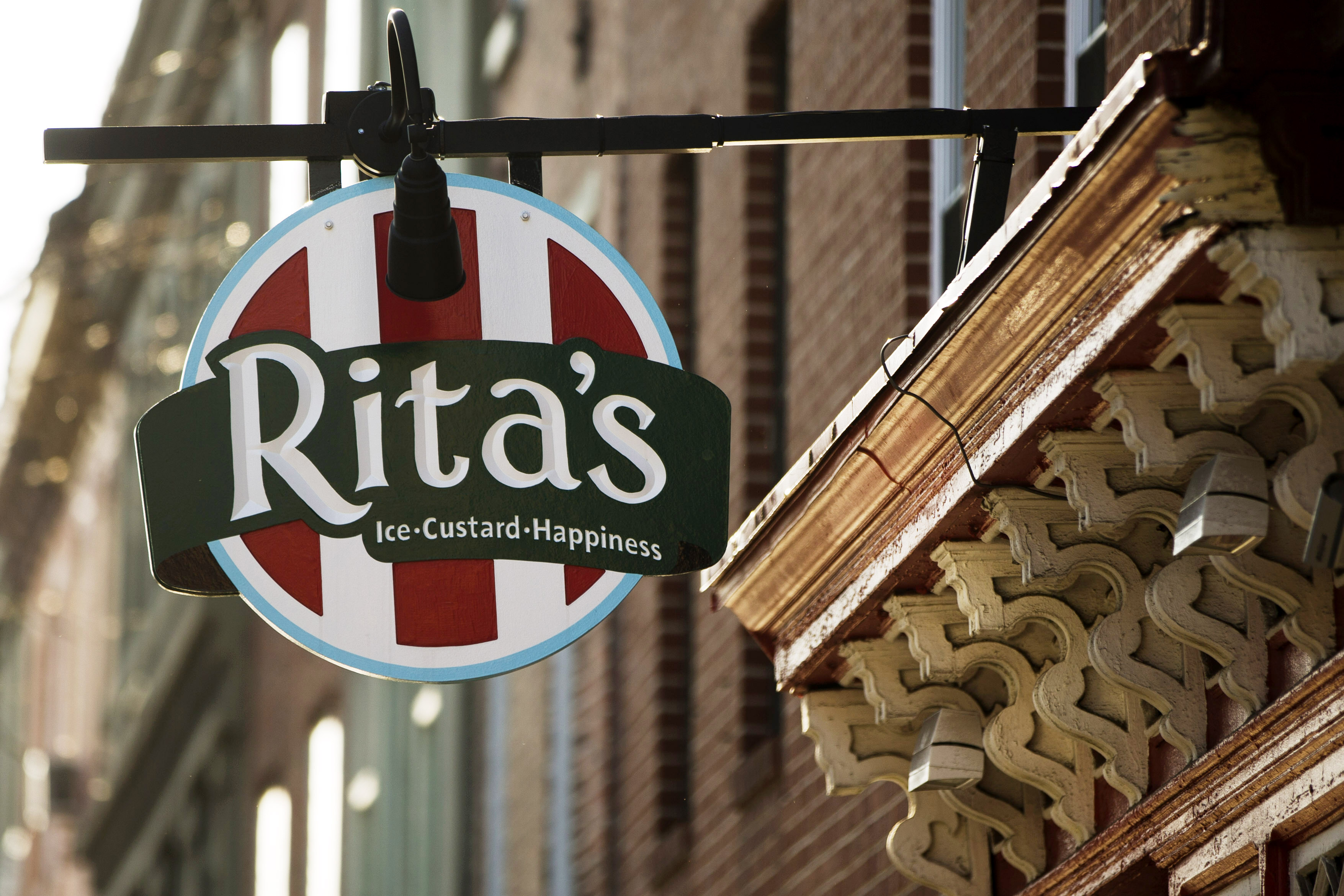 A Rita's Italian Ice location in Philadelphia. Rita's and other Philadelphia-area purveyors are taking their regional brands far beyond the mid-Atlantic region. (Matt Rourke–AP)