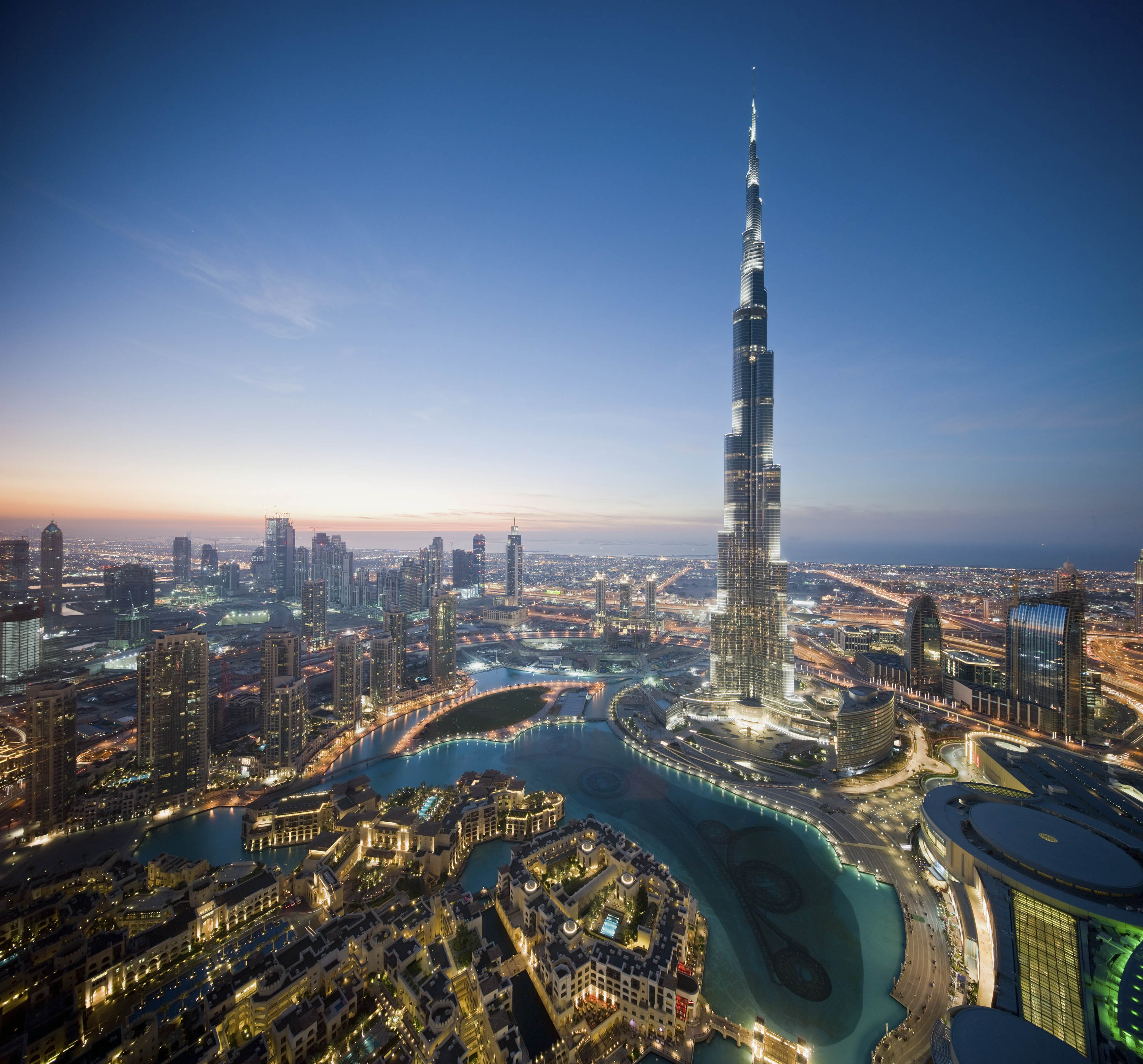 At 830 m from base to tip, Dubai’s Burj Khalifa is the world’s tallest building—for now. (Iwan Baan)
