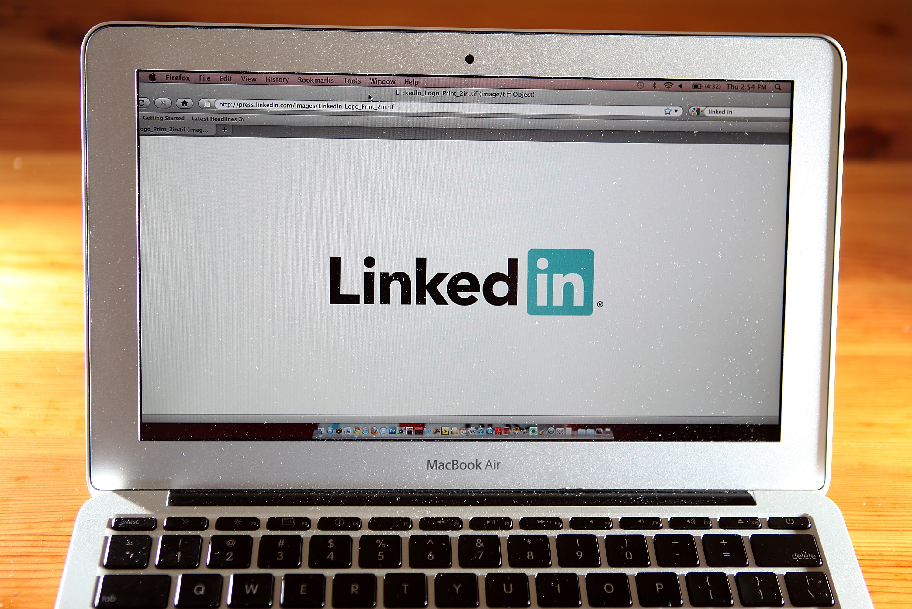 LinkedIn Corp. To File For IPO