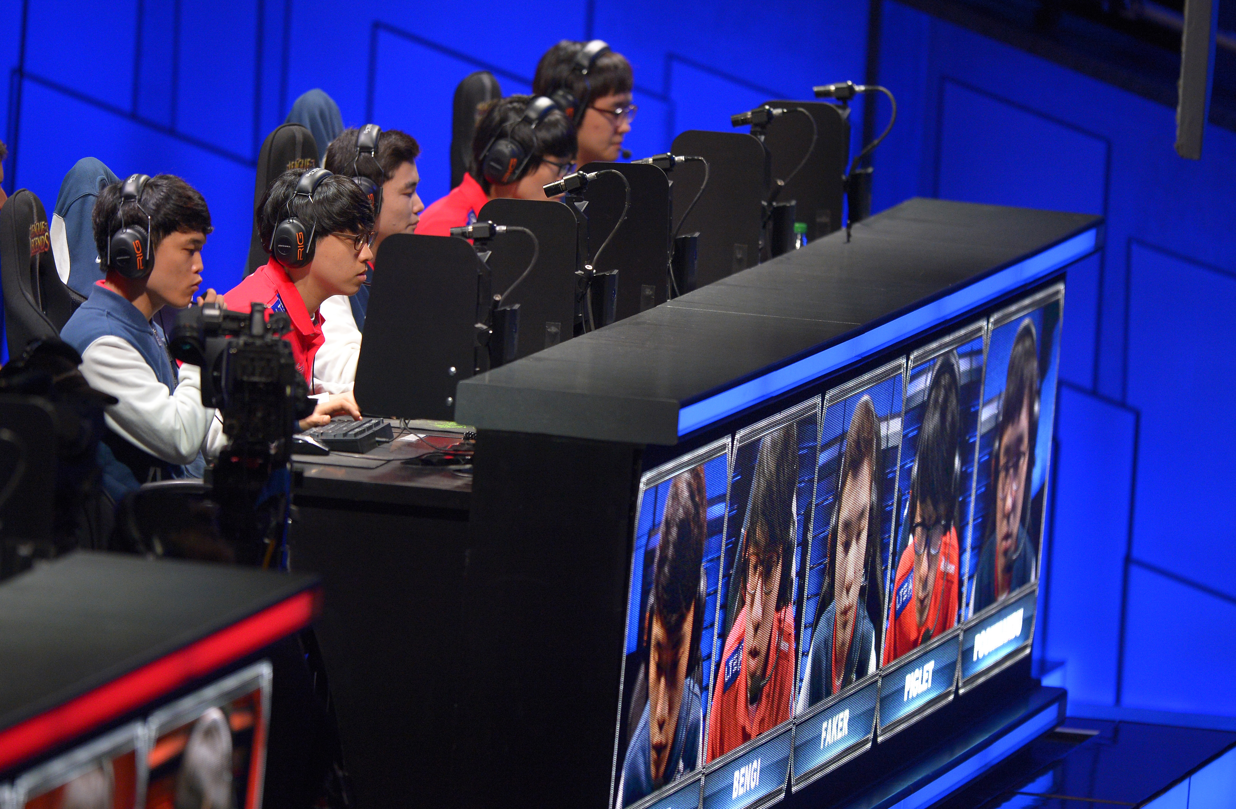 The team of SK Telecom T1 competes in the second round at the League of Legends Season 3 World Championship Final on Oct. 4, 2013, in Los Angeles. (Mark J. Terrill—AP)