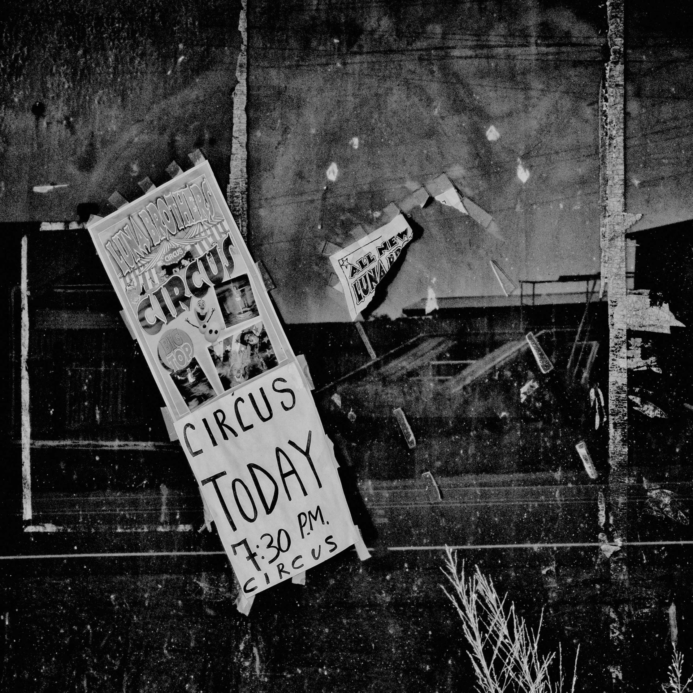 The Geography of Poverty USA - Starr County, TX. Circus sign. Starr County’s population is 60,968 and 39.2% live below the poverty level. #geographyofpoverty