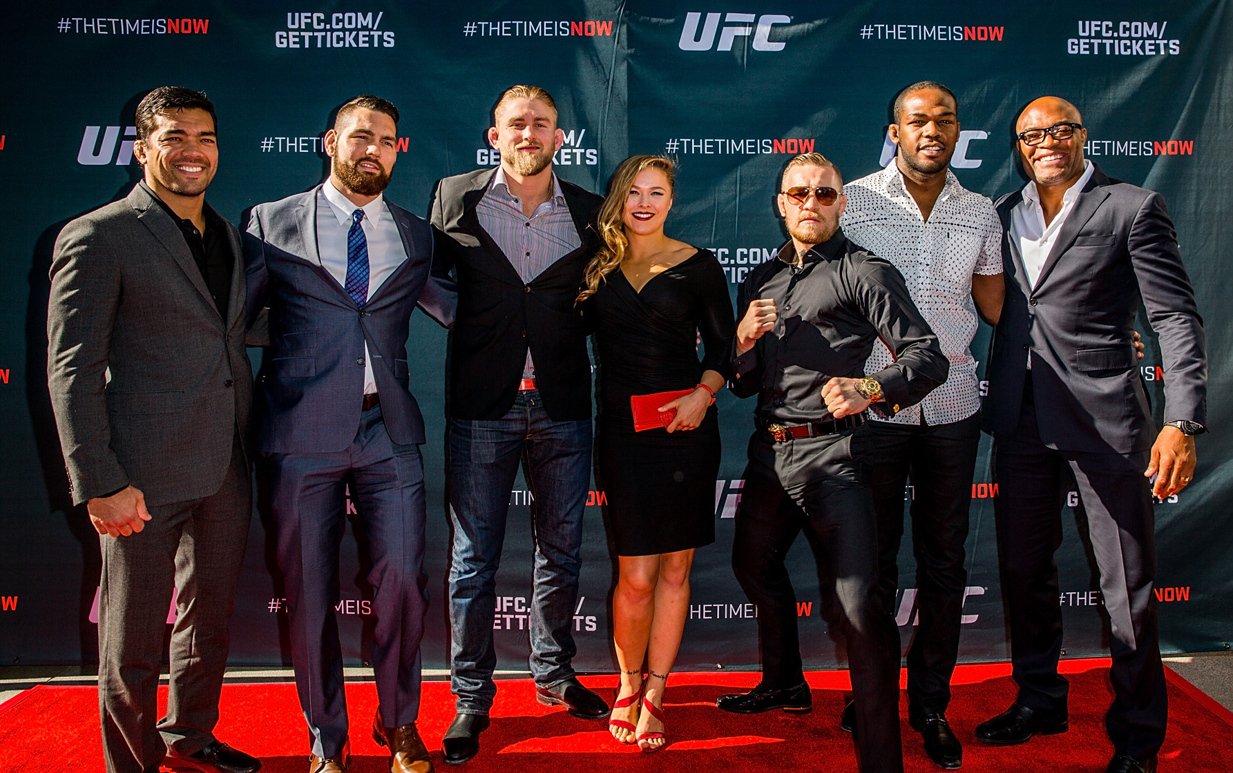 Ronda Rousey (fourth from left) and Conor McGregor (third from right) stand with other UFC fighters in Las Vegas, on Nov. 17, 2014. (Zuffa LLC/Getty Images)