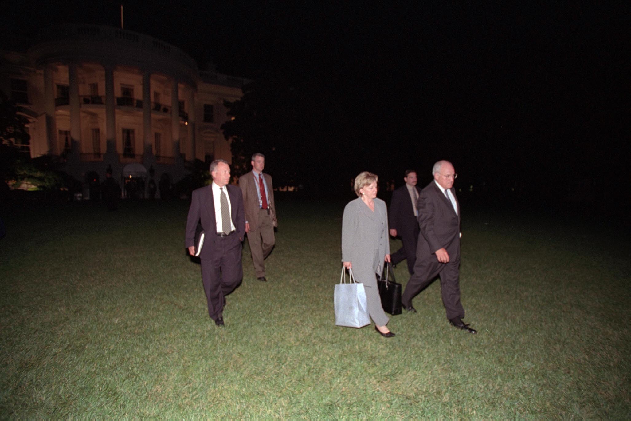 Vice President Cheney and Lynne Cheney depart the White House on Marine Two