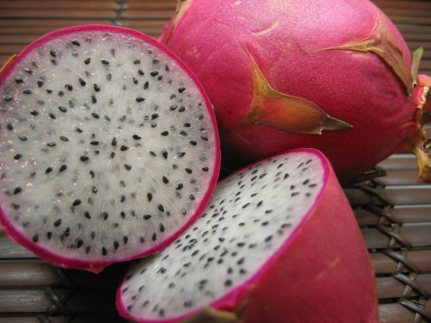 pitaya-dragon-fruit