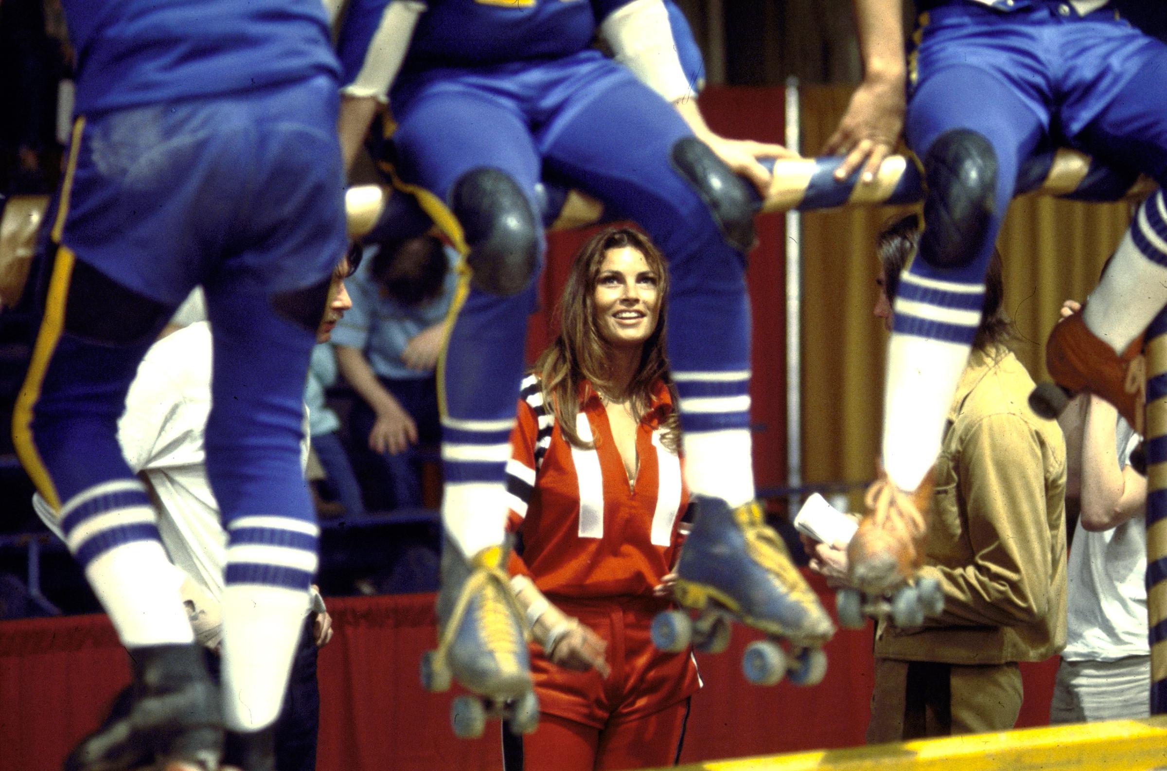 Raquel Welch on the set of Kansas City Bomber 1972