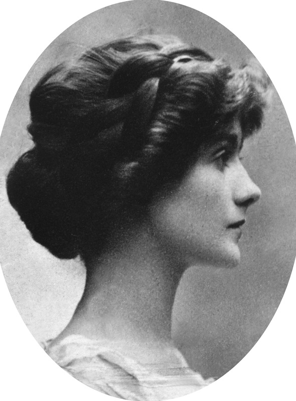 Gabrielle, called Coco, Chanel (1883-1971), seen here before 1914 (Apic / Getty Images)