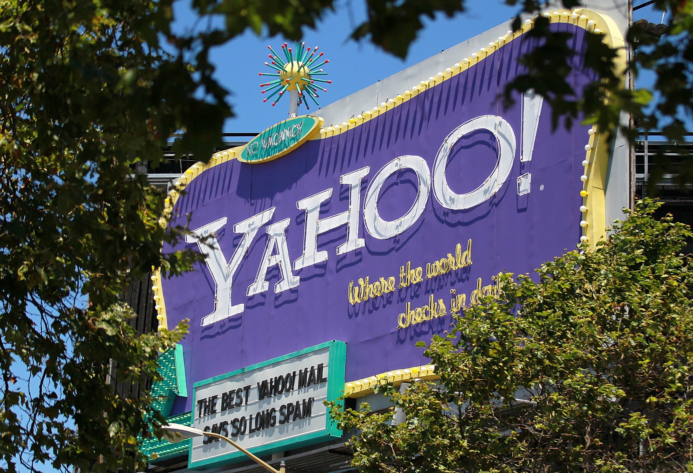 Yahoo Reports Quarterly Earnings