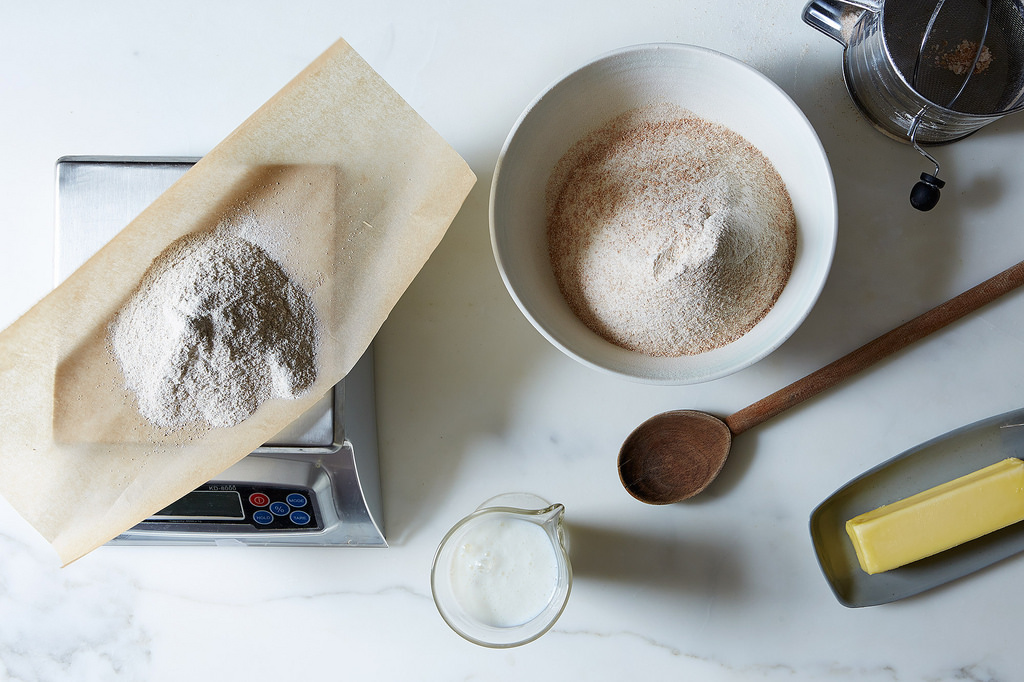 measuring-flour-baking