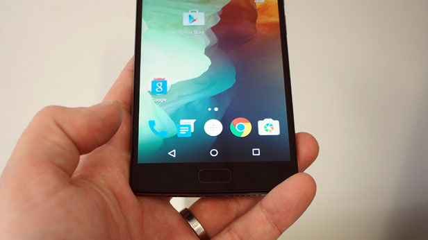 The fingerprint sensor on the OnePlus 2 doesn't double as a physical button. (Trusted Reviews)