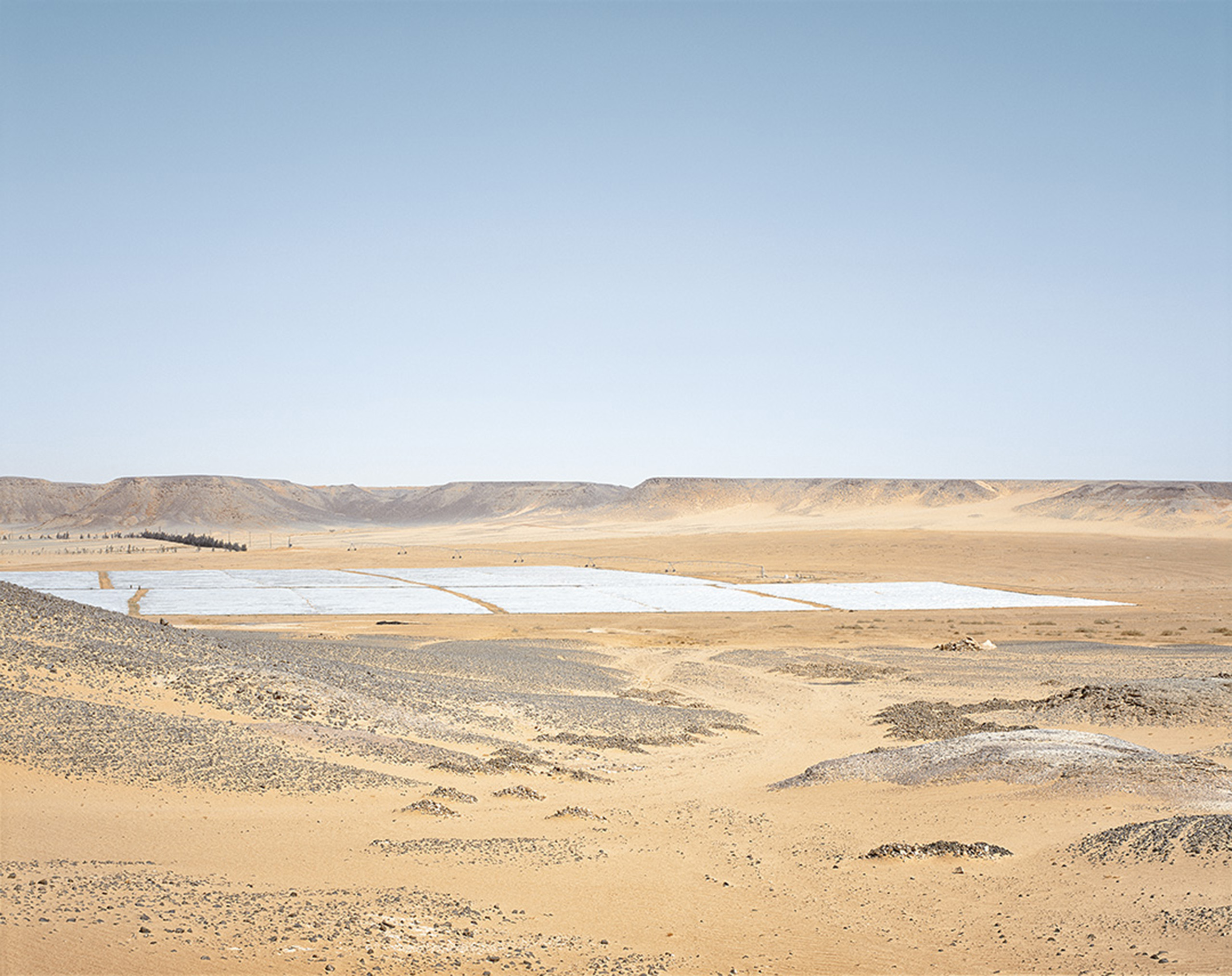 The large water reserves contained in the subbasement of the Tebu controlled areas in southern Libya allow farming on a large scale. 
                              Because most of the water is distributed to the northern cities, the management of the water and petrol supplies gives the Tebu political clout with both Libyan governments.
                              
                              Murzuk, Southern Libya, March 2015.