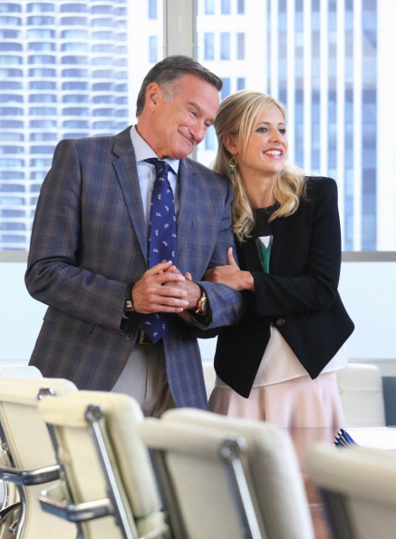 Robin Williams and Sarah Michelle Gellar in the CBS sitcom "The Crazy Ones." (Richard Cartwright—CBS via Getty Images)