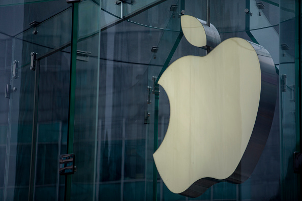 Logo of an Apple store in Chongqing on Sept. 5, 2015 (Zhang Peng—LightRocket via Getty Images)