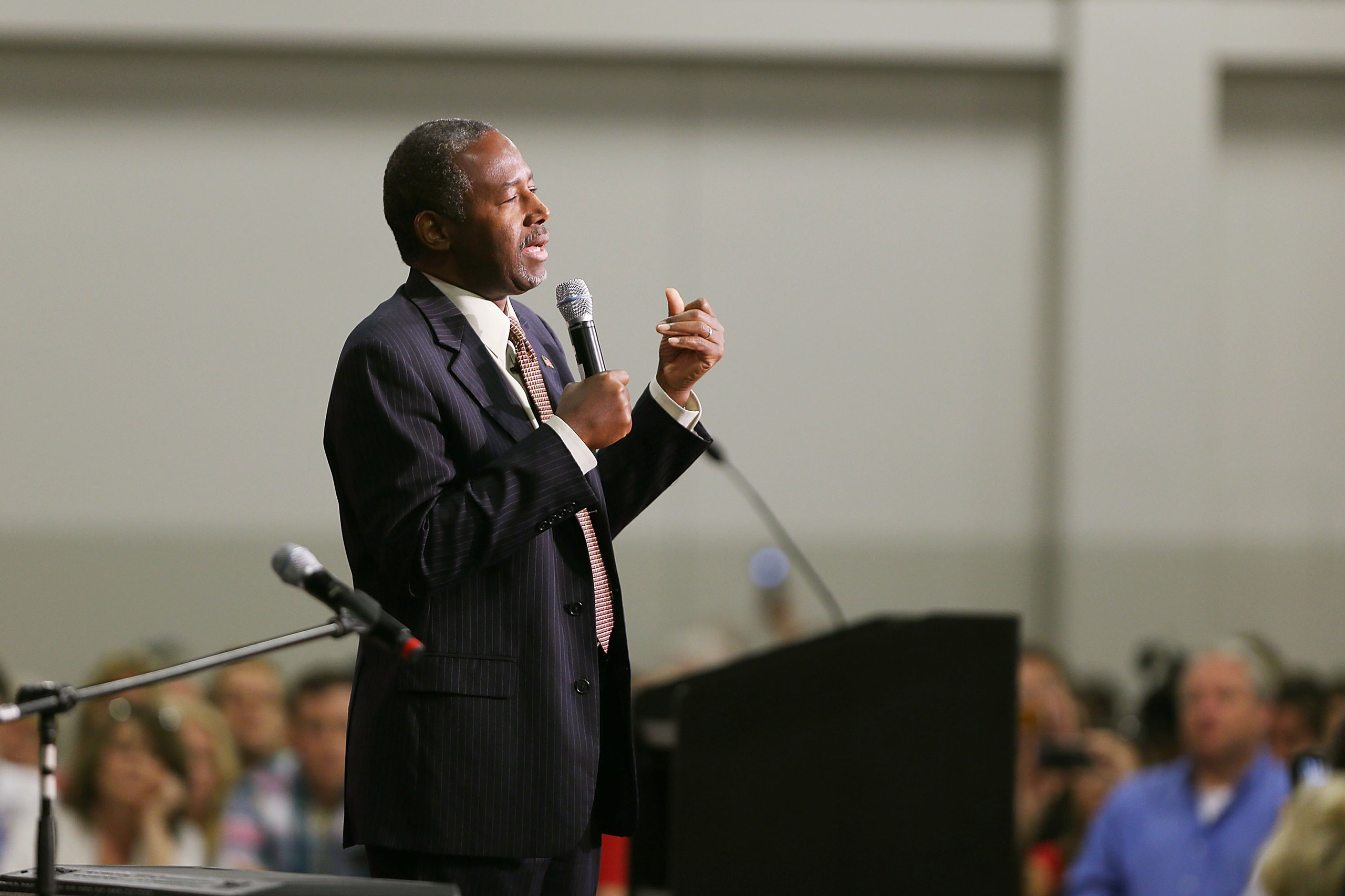 SHARONVILLE, OH - SEPTEMBER 22:  Republican presidential candidate Dr. Ben Carson speaks at a campaign rally on September 22, 2015 in Sharonville, Ohio. Carson came under criticism after expressing his view that he would not support putting "a Muslim in charge of this nation".  (Photo by Mark Lyons/Getty Images)