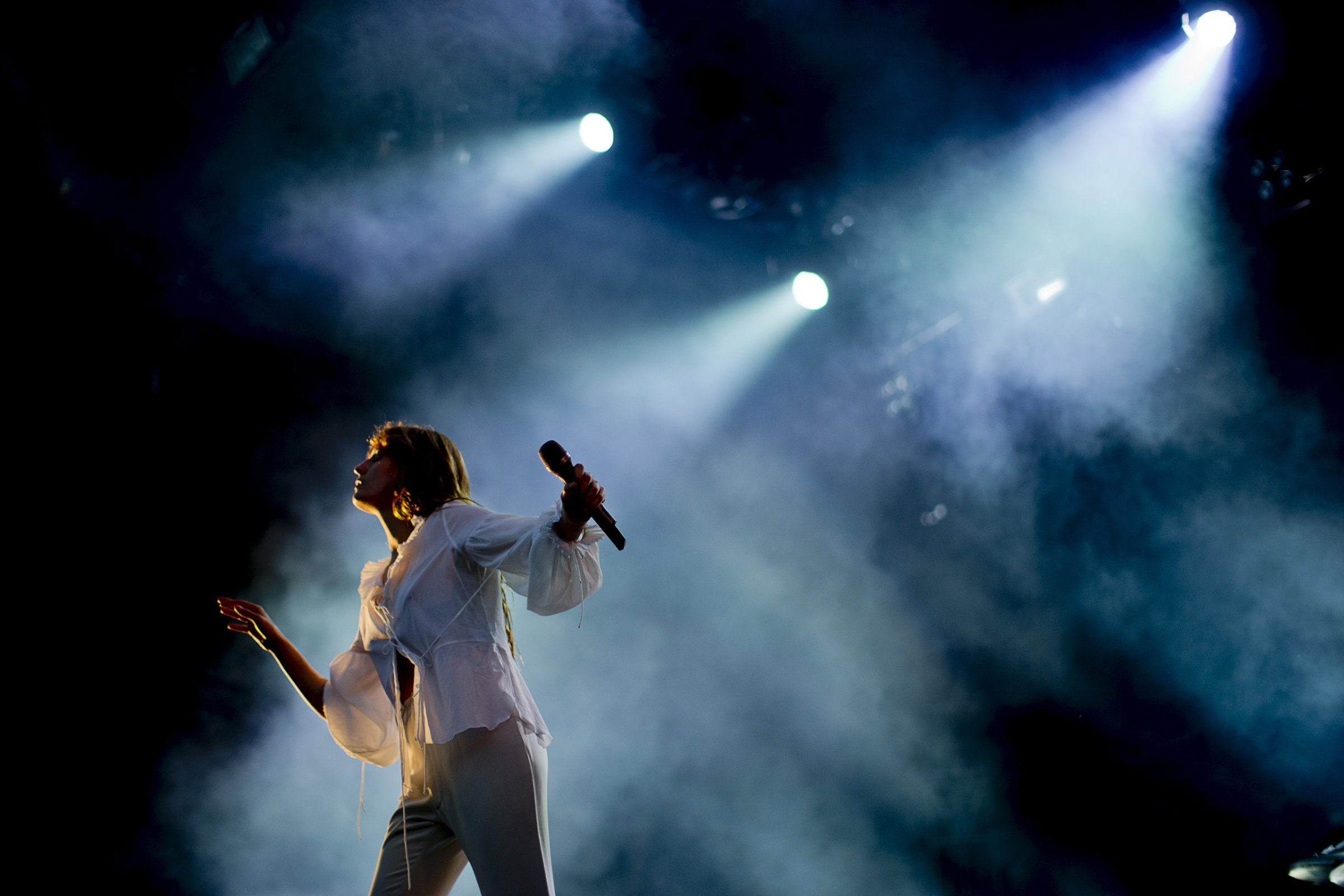 British band Florence and the Machine performs during the Way Out West rock festival in Gothenburg, Sweden, August 14, 2015. REUTERS/Adam Ihse/TT News AgencyATTENTION EDITORS - THIS IMAGE WAS PROVIDED BY A THIRD PARTY. THIS PICTURE IS DISTRIBUTED EXACTLY AS RECEIVED BY REUTERS, AS A SERVICE TO CLIENTS. FOR EDITORIAL USE ONLY. NOT FOR SALE FOR MARKETING OR ADVERTISING CAMPAIGNS. SWEDEN OUT. NO COMMERCIAL OR EDITORIAL SALES IN SWEDEN. NO COMMERCIAL SALES. - RTX1OBTS