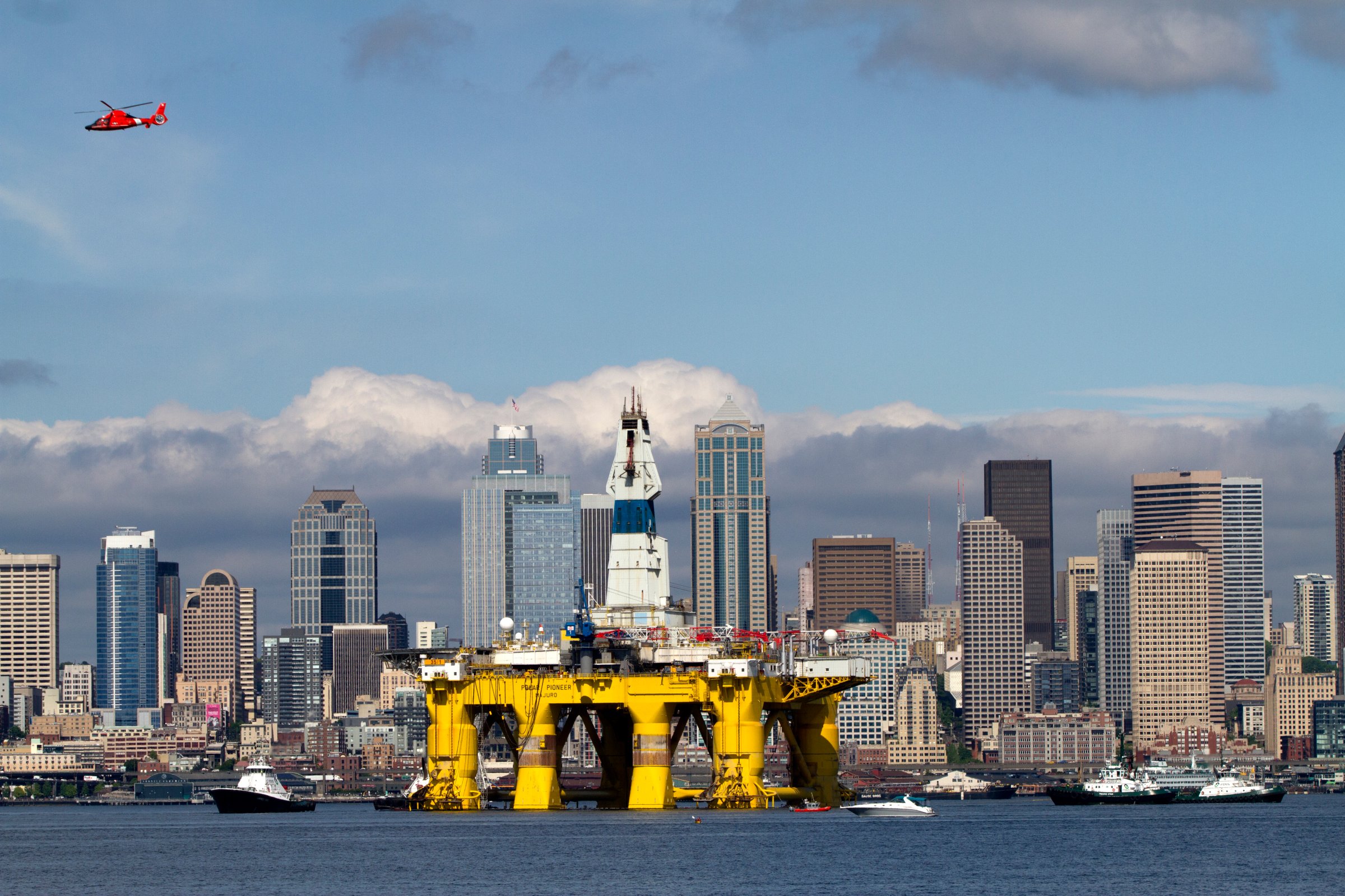 Large Shell Oil Ship Arrives In Seattle, As Part Of Fleet To Lead Company's Oil Exploration Off Alaskan Coast