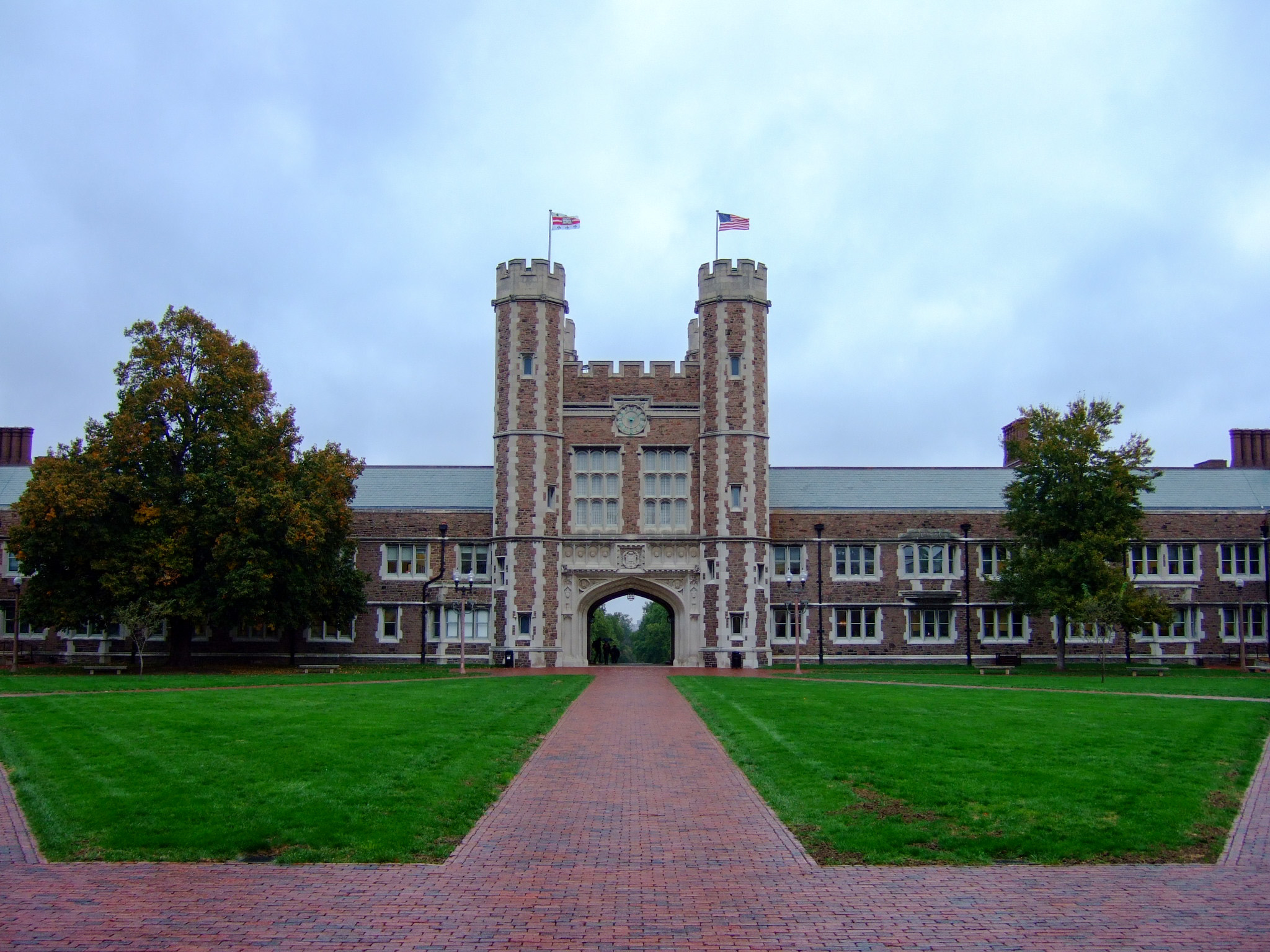 Brookings Hall, one of the symbols of Washington University in St. Louis. (Stephen Ehlers—Getty Images)