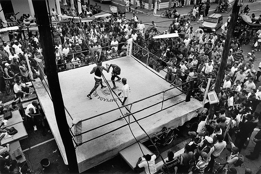 Street combat in the city of Pinar del Rio, August 2006.