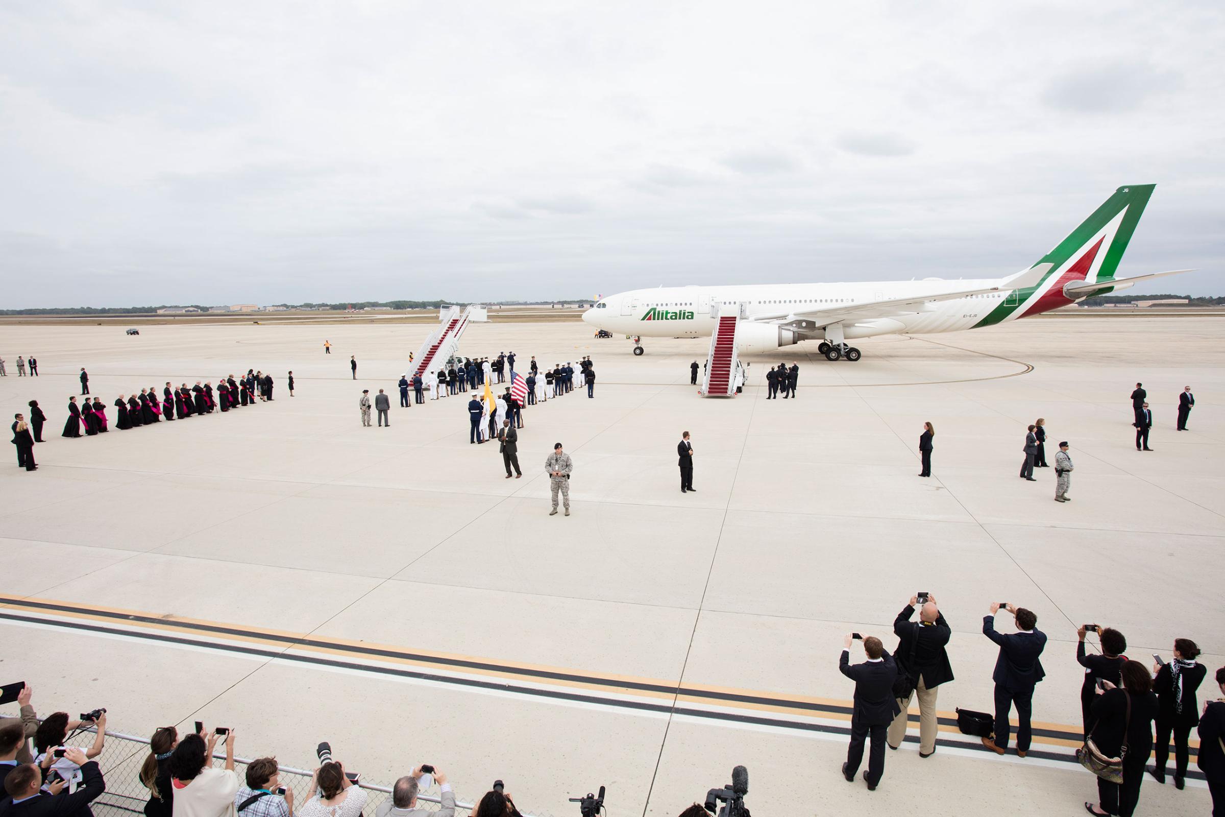 The arrival of Pope Francis  at Joint Base Andrews, Md.,   Sept. 22, 2015.
