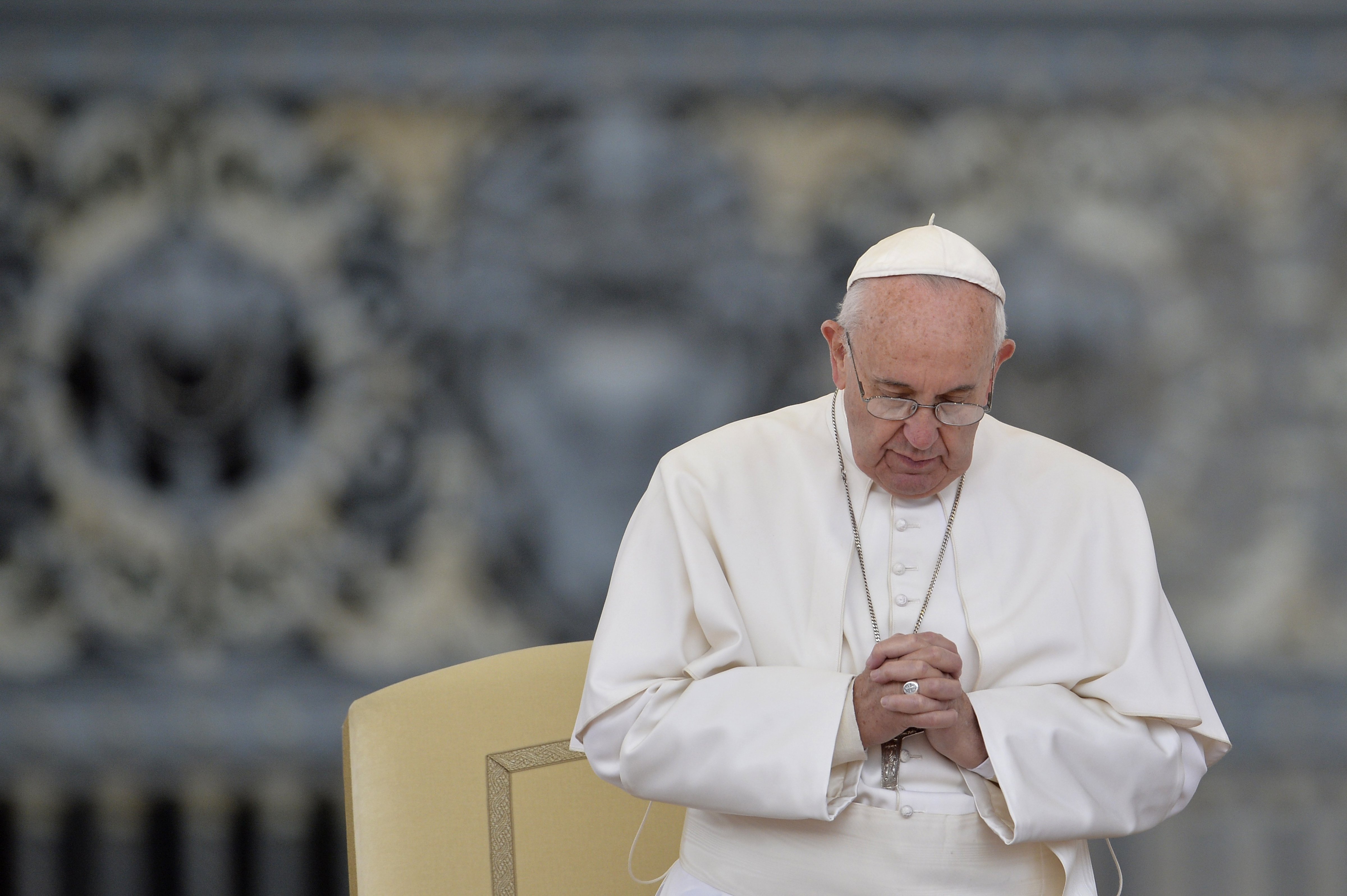 Pope Francis prays during his weekly general audience at St Peter's square on Sept. 30, 2015 at the Vatican. (Andreas Solaro—AFP/Getty Images)