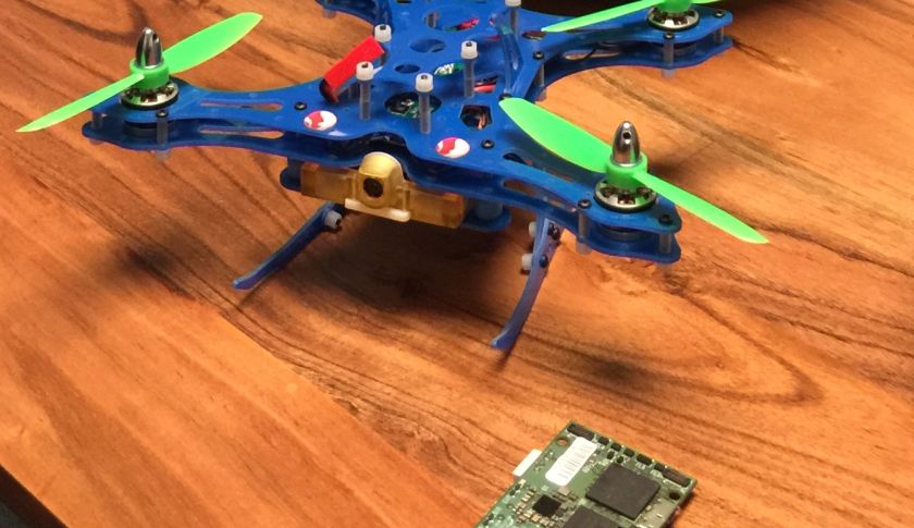 The Qualcomm Snapdragon Flight reference design and a sample drone. (Qualcomm)