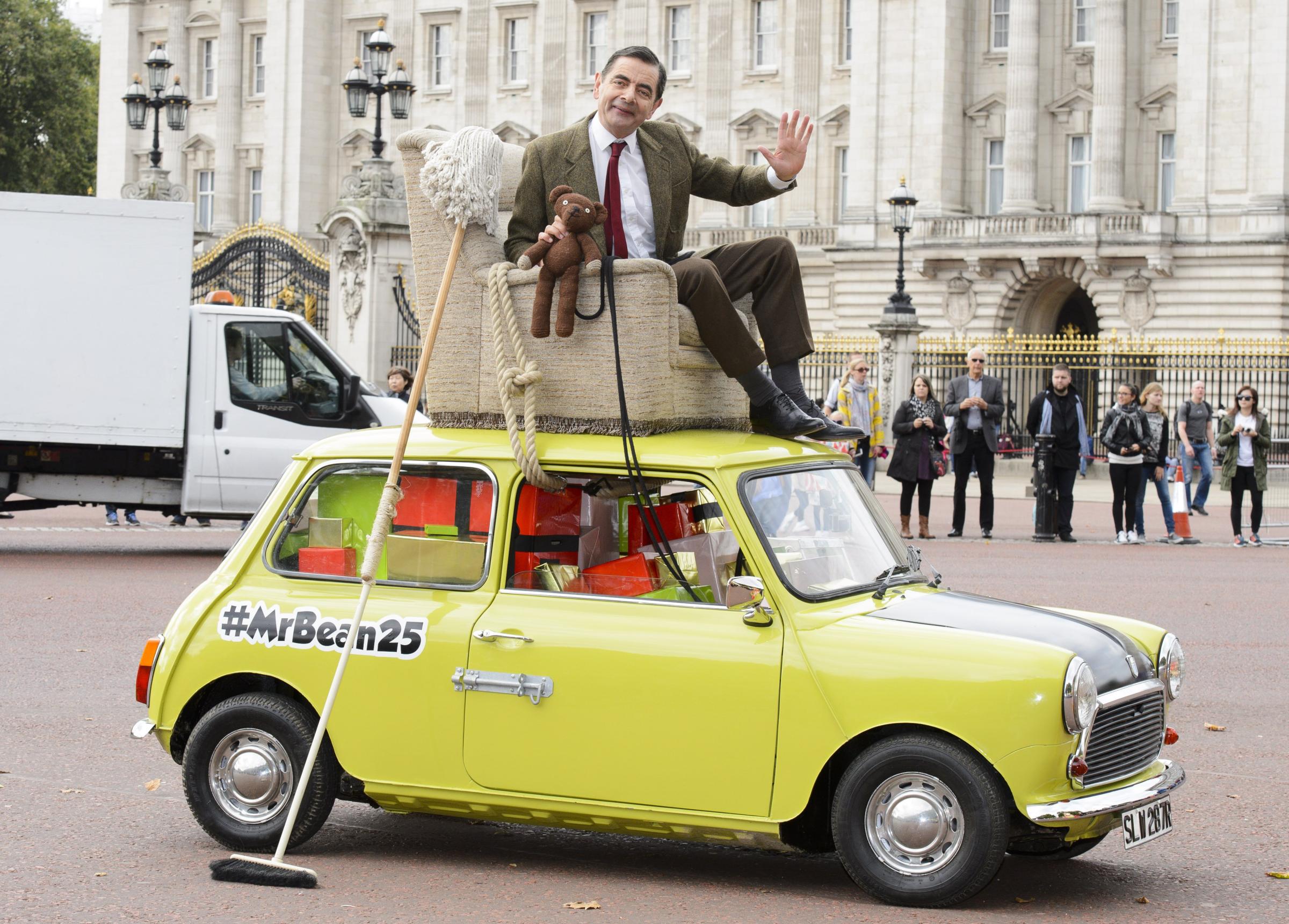 Mr Bean celebrates 25 years with a trip to Buckingham Palace, London, Britain - 04 Sep 2015