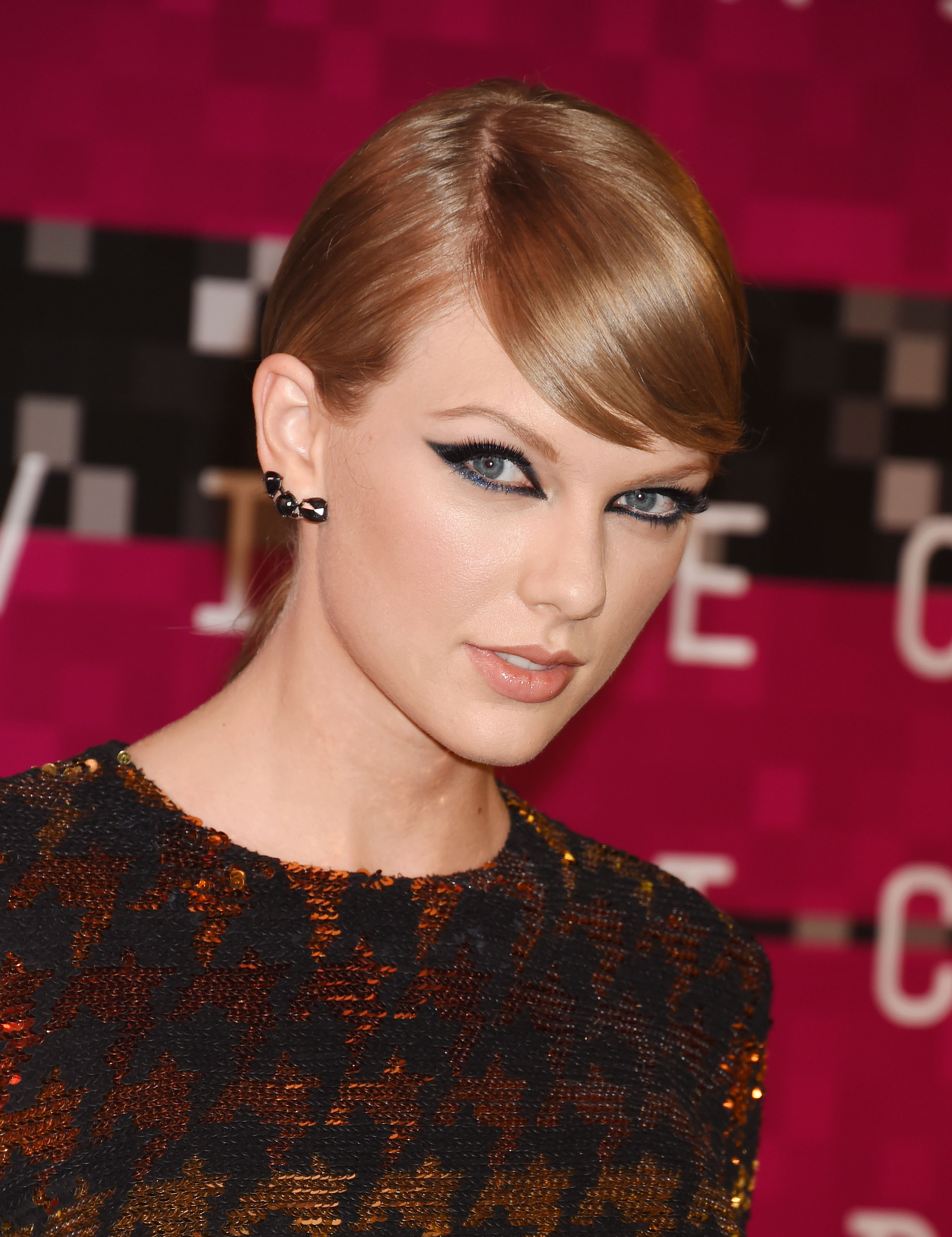 Taylor Swift at the 2015 MTV Video Music Awards in Los Angeles on Aug. 30, 2015. (Jeffrey Mayer—WireImage/Getty Images)