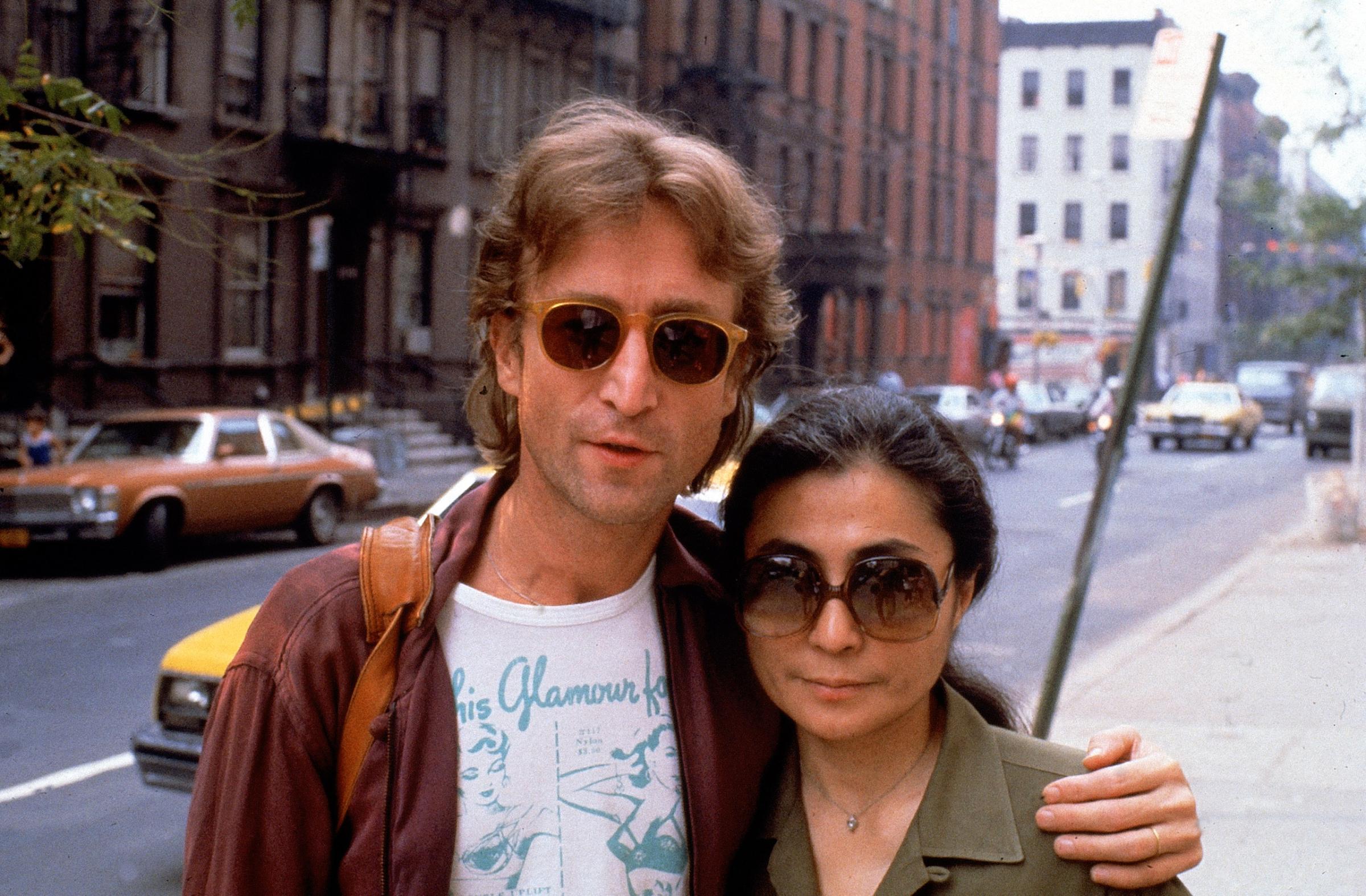 John Lennon and Yoko Ono in New york, 1980.