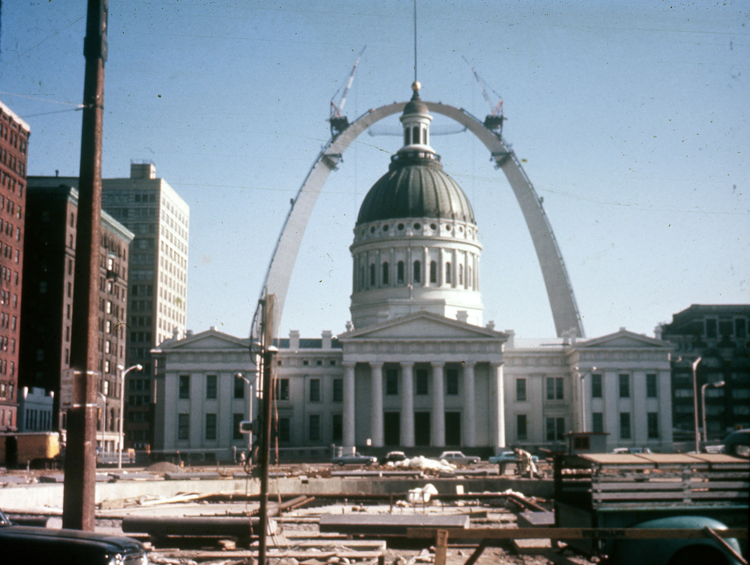 Arch and Old Courthouse with creeper cranes still attached.