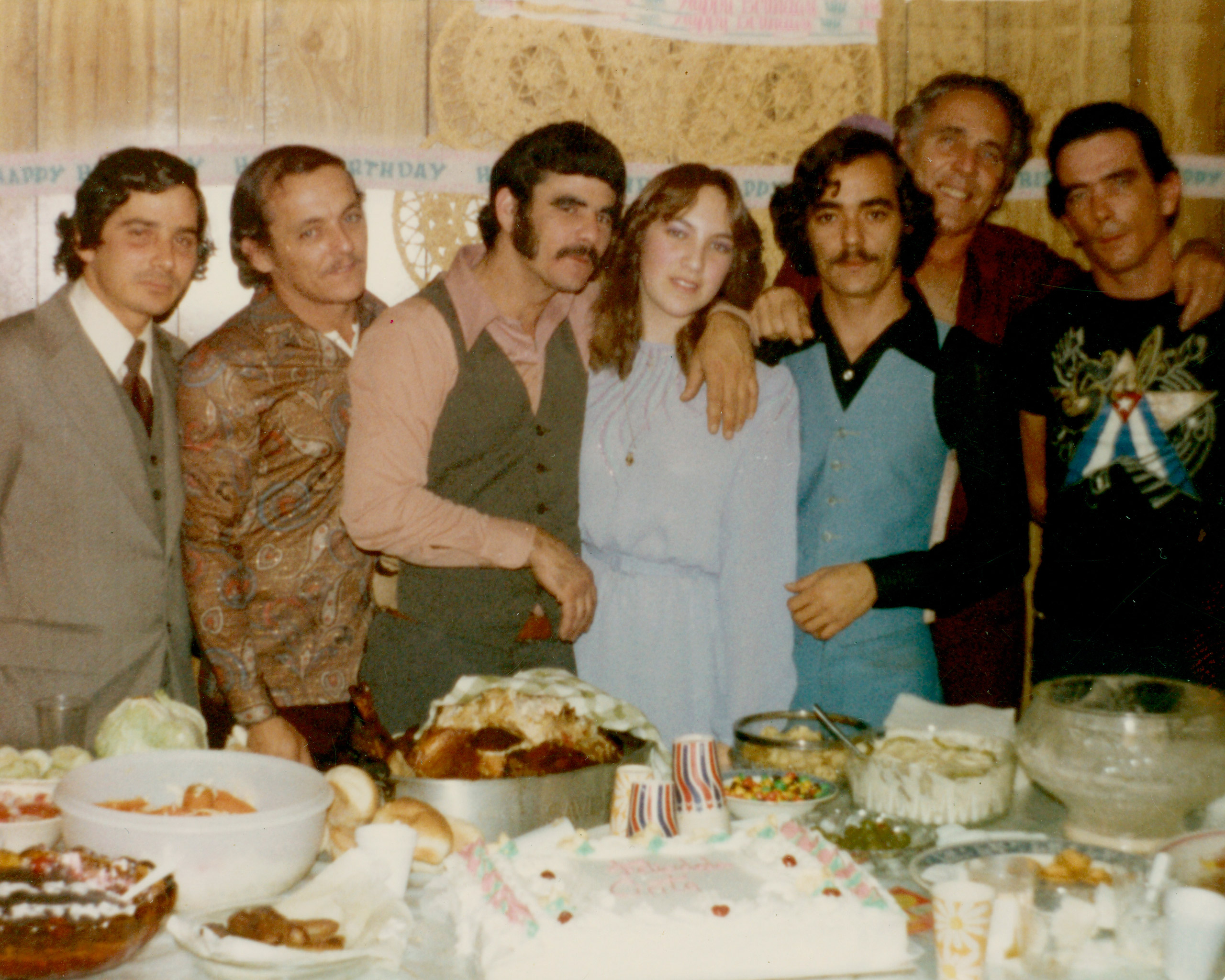 From left to right, unknown, Juanito, Silvio, Cira (Sira Gonzalez's daughter), Jorge, Manuel Gonzalez, Pepe. The family reunited frequently for birthday parties and holidays at the London Street house.