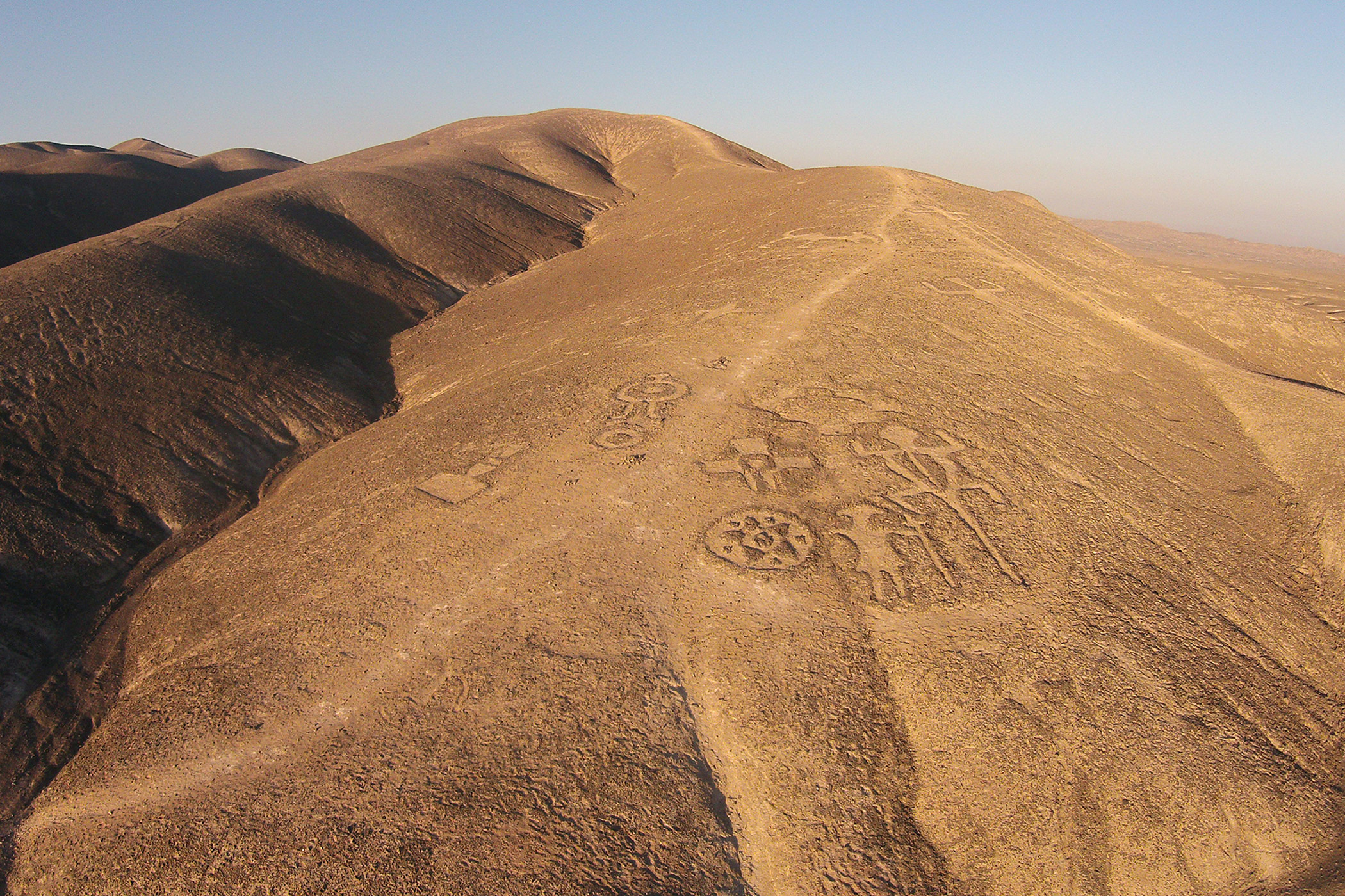 The Chug-Chug Geoglyphs are located along an ancient caravan route that connected two oases, the Calama and Quillagua