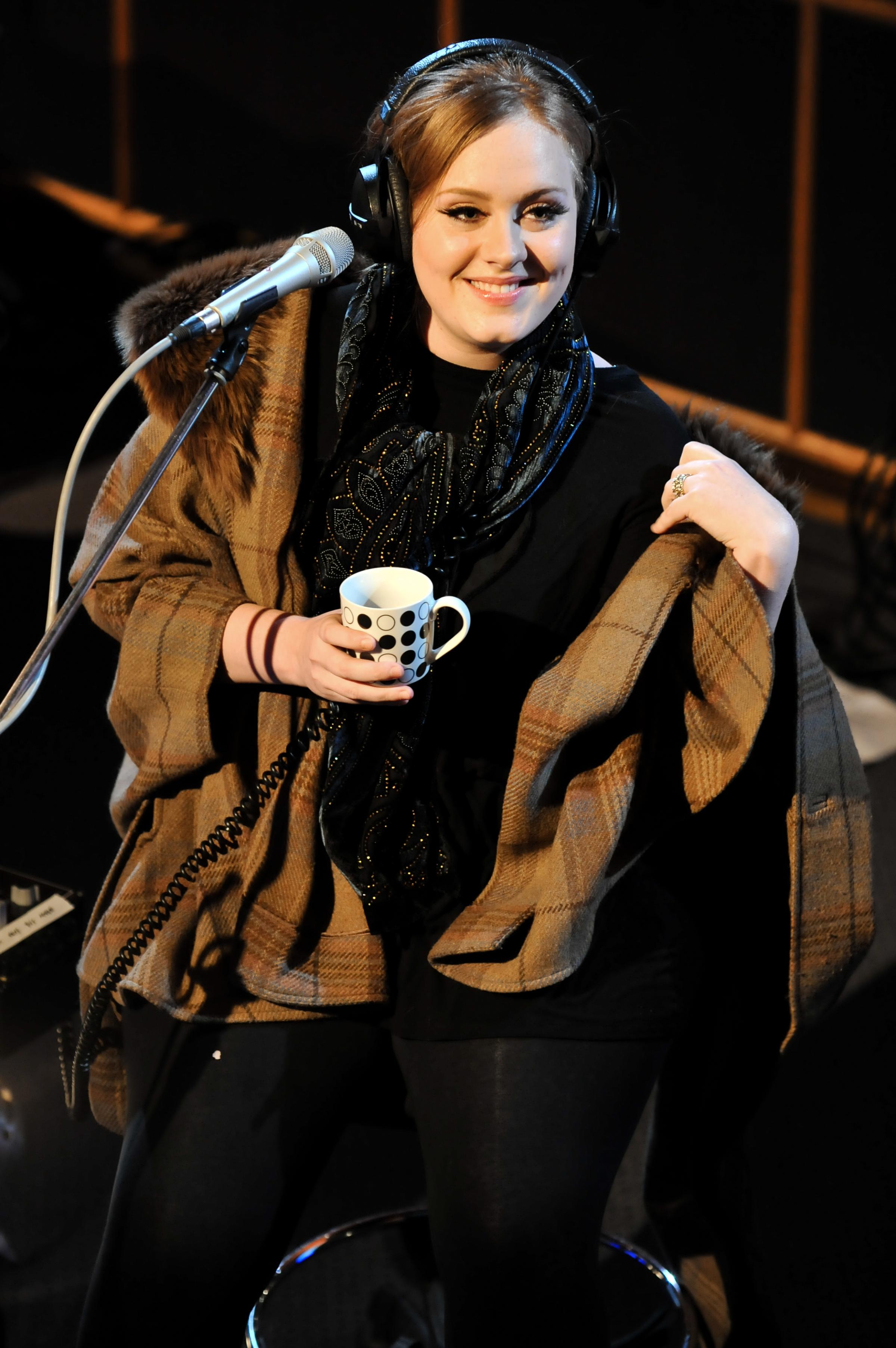 LONDON, ENGLAND - JANUARY 27: Adele performs a Live Lounge Special for BBC Radio 1 at BBC Maida Vale Studios on January 27, 2011 in London, England. (Photo by Andy Sheppard/Redferns)