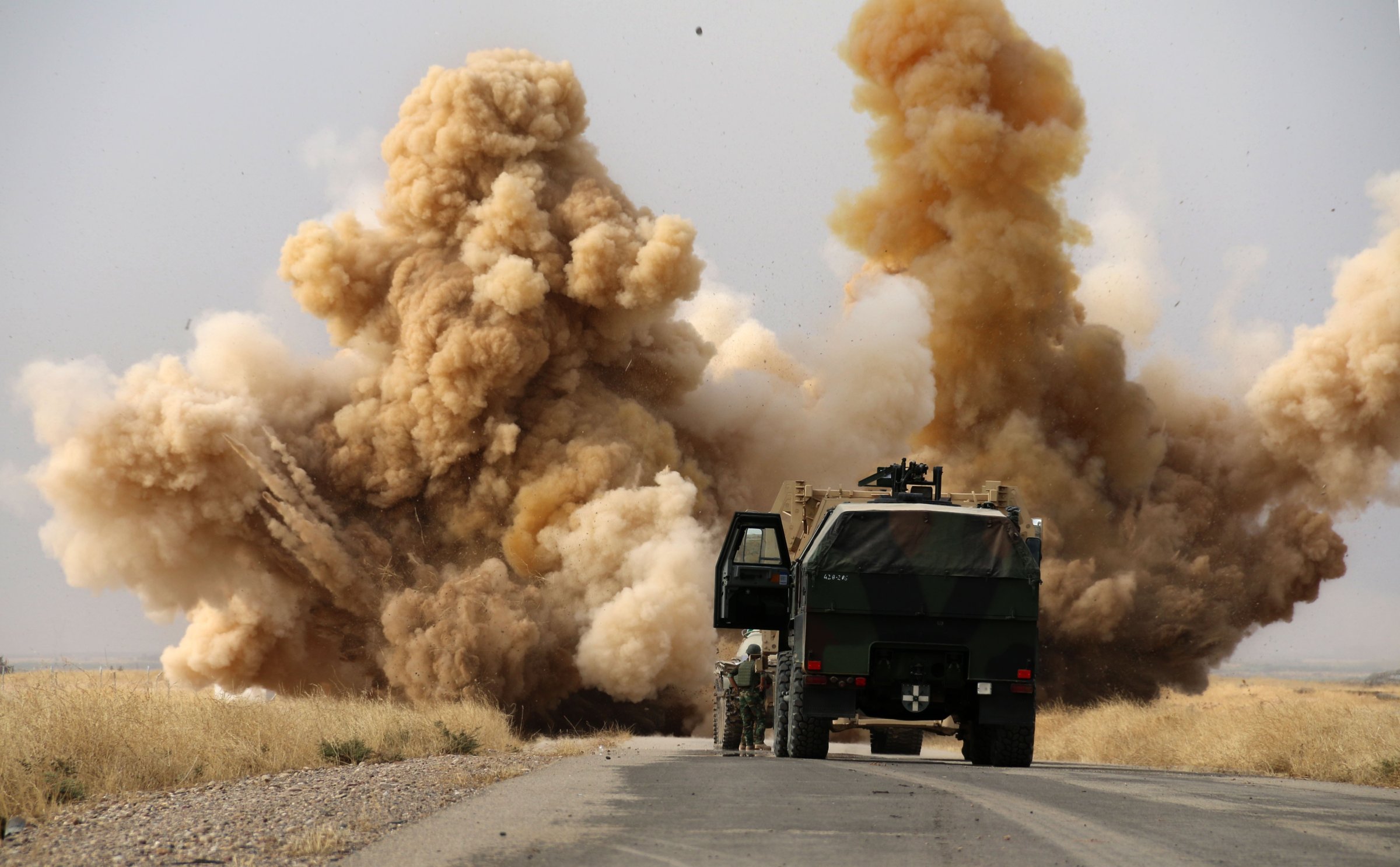 Iraqi Kurdish Peshmerga forces stage an operation against Daesh terrorists