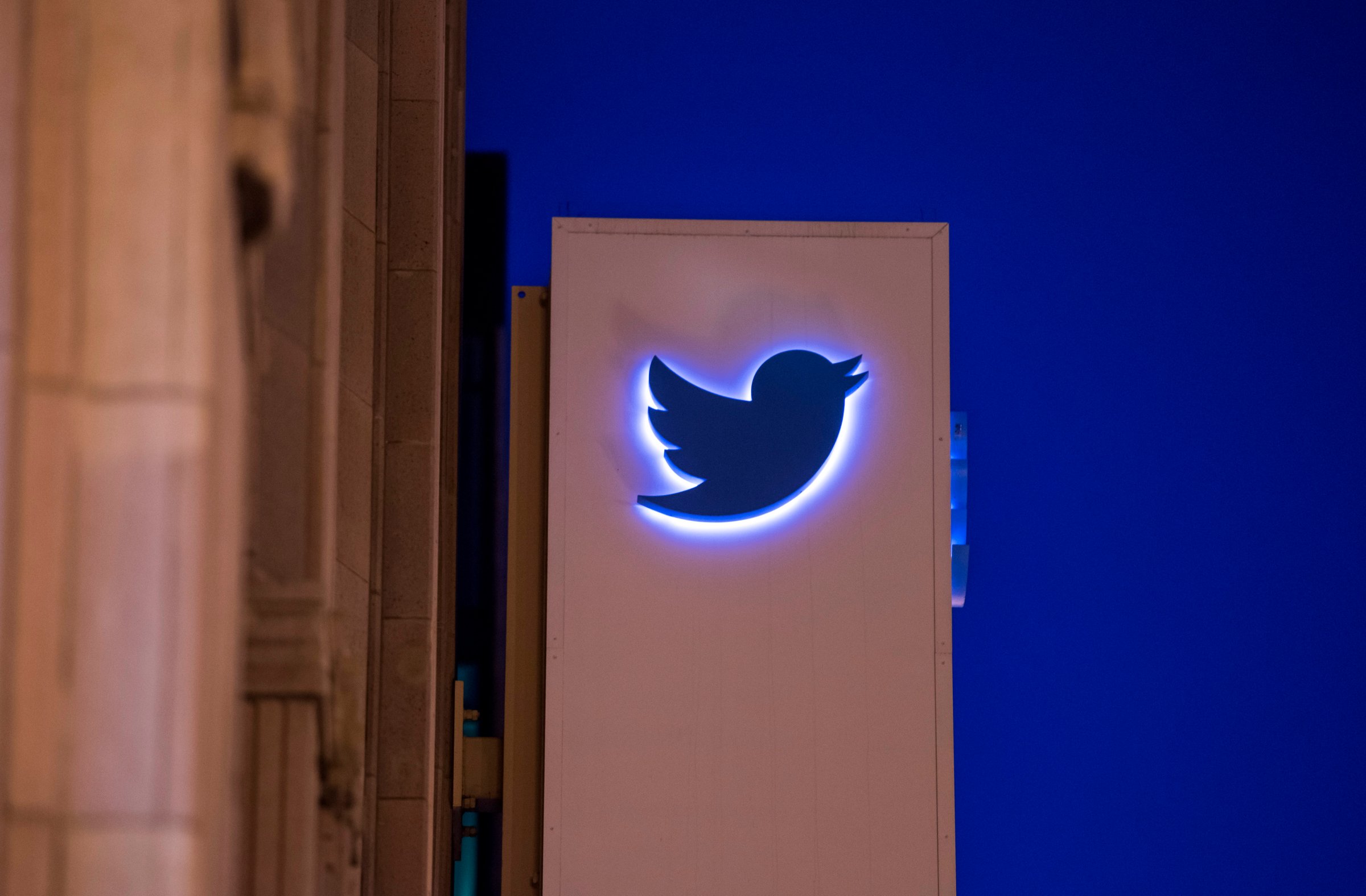 The Twitter Inc. logo and signage is displayed on the facade of the company's headquarters in San Francisco, California, U.S., on Wednesday, Oct. 21, 2015. Twitter Inc. is expected to release earnings figures on Oct. 27. Photographer: David Paul Morris/Bloomberg