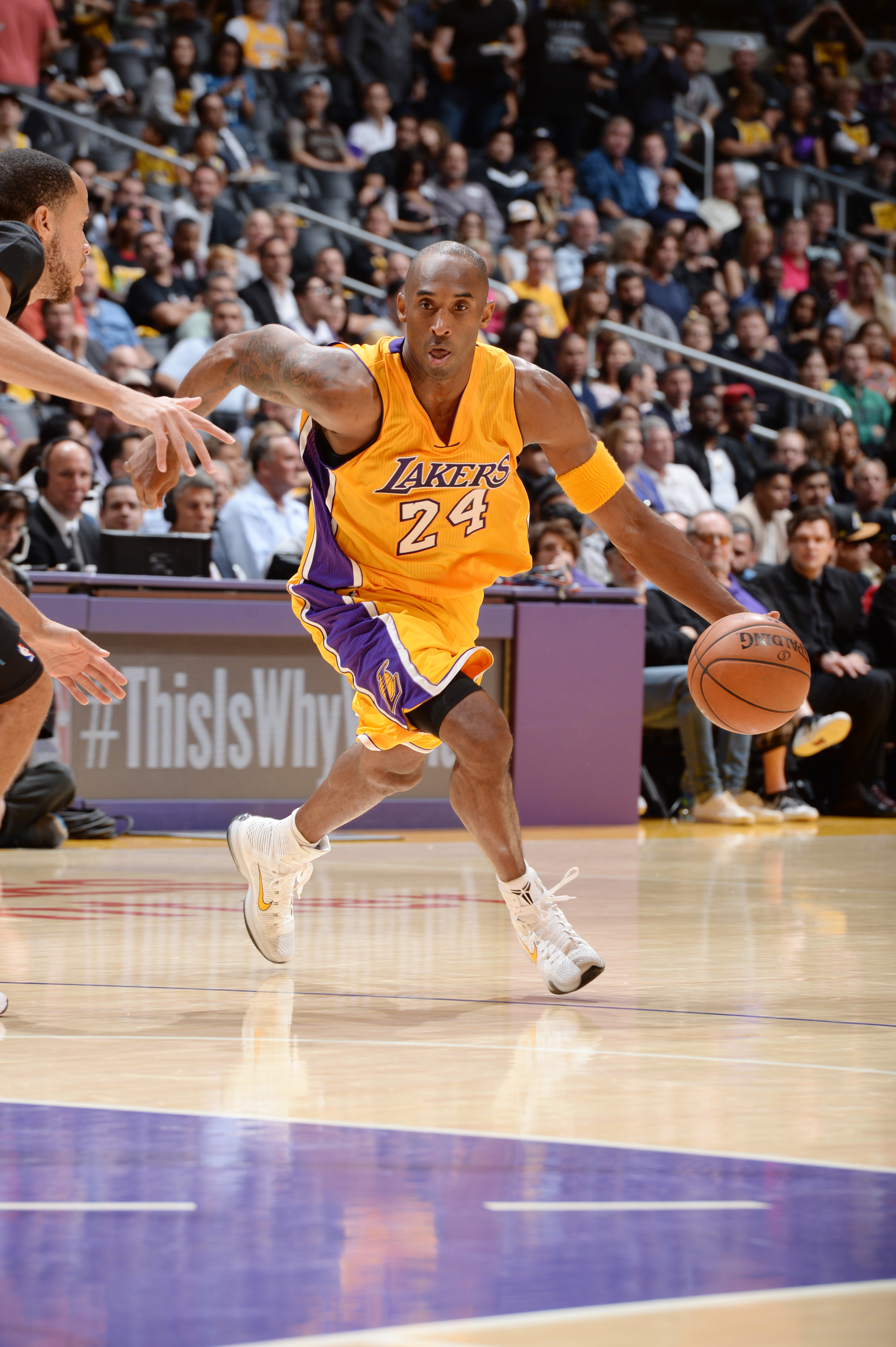 Kobe Bryant #24 of the Los Angeles Lakers handles the ball against the Minnesota Timberwolves on October 28, 2015 at STAPLES Center in Los Angeles, California. (Andrew D. Bernstein—2015 NBAE/Getty Images)