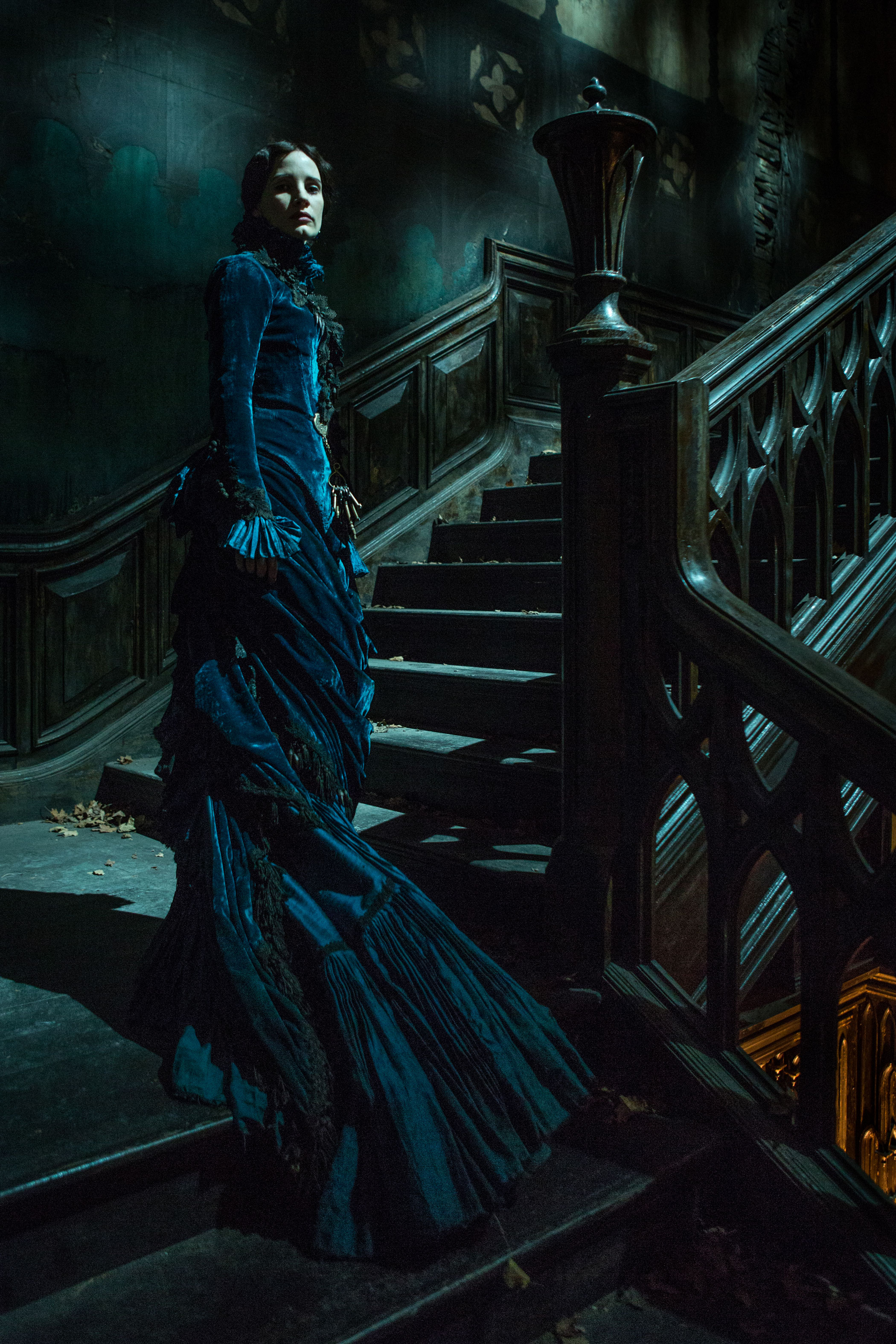 Jessica Chastain as Lady Lucille Sharpe in  Crimson Peak, 2015.