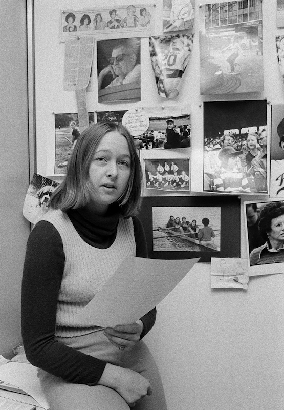 Melissa Ludtke, a writer for Sports Illustrated, is shown on the job in her office in New York, Jan. 23, 1978, when she was involved in a court case to allow women reporters in sports locker rooms. (Dave Pickoff—AP)
