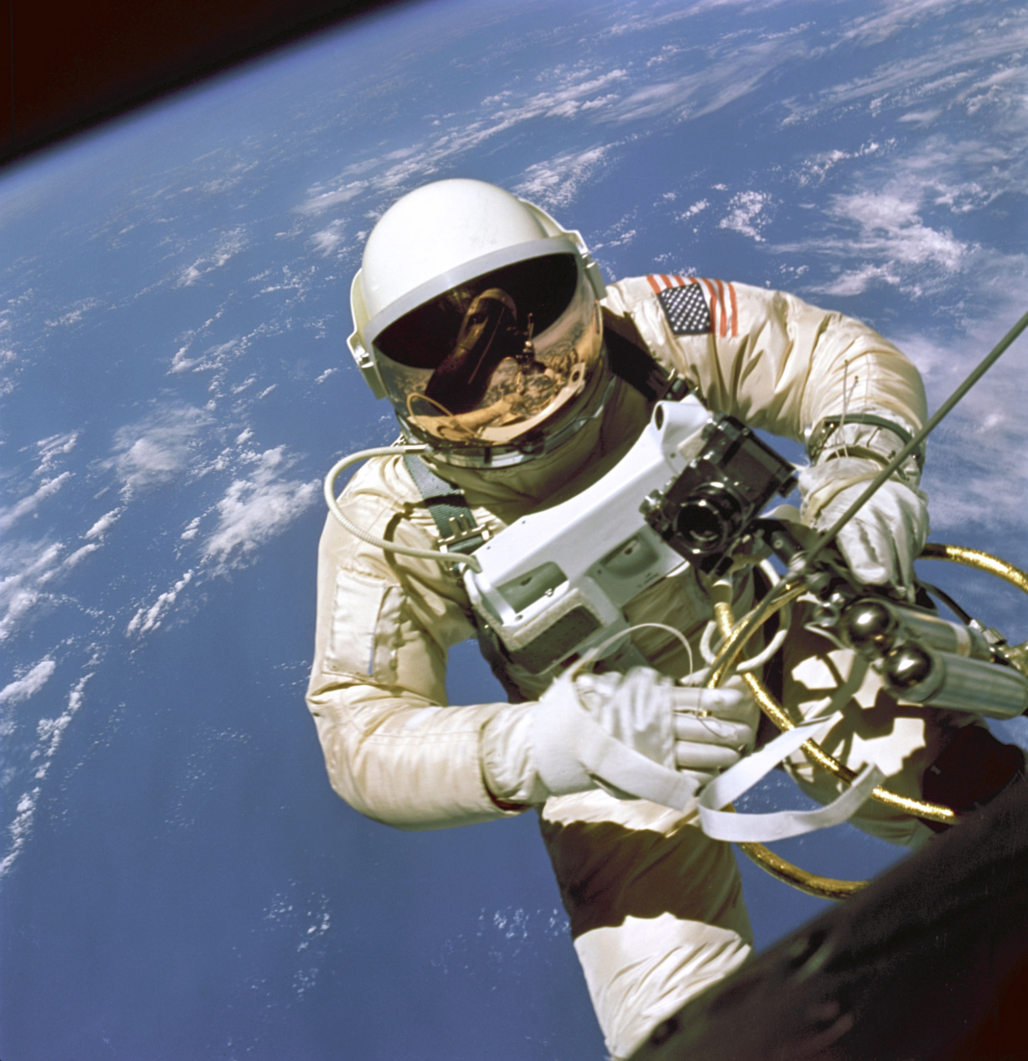 most-iconic-space-photo-spacewalk