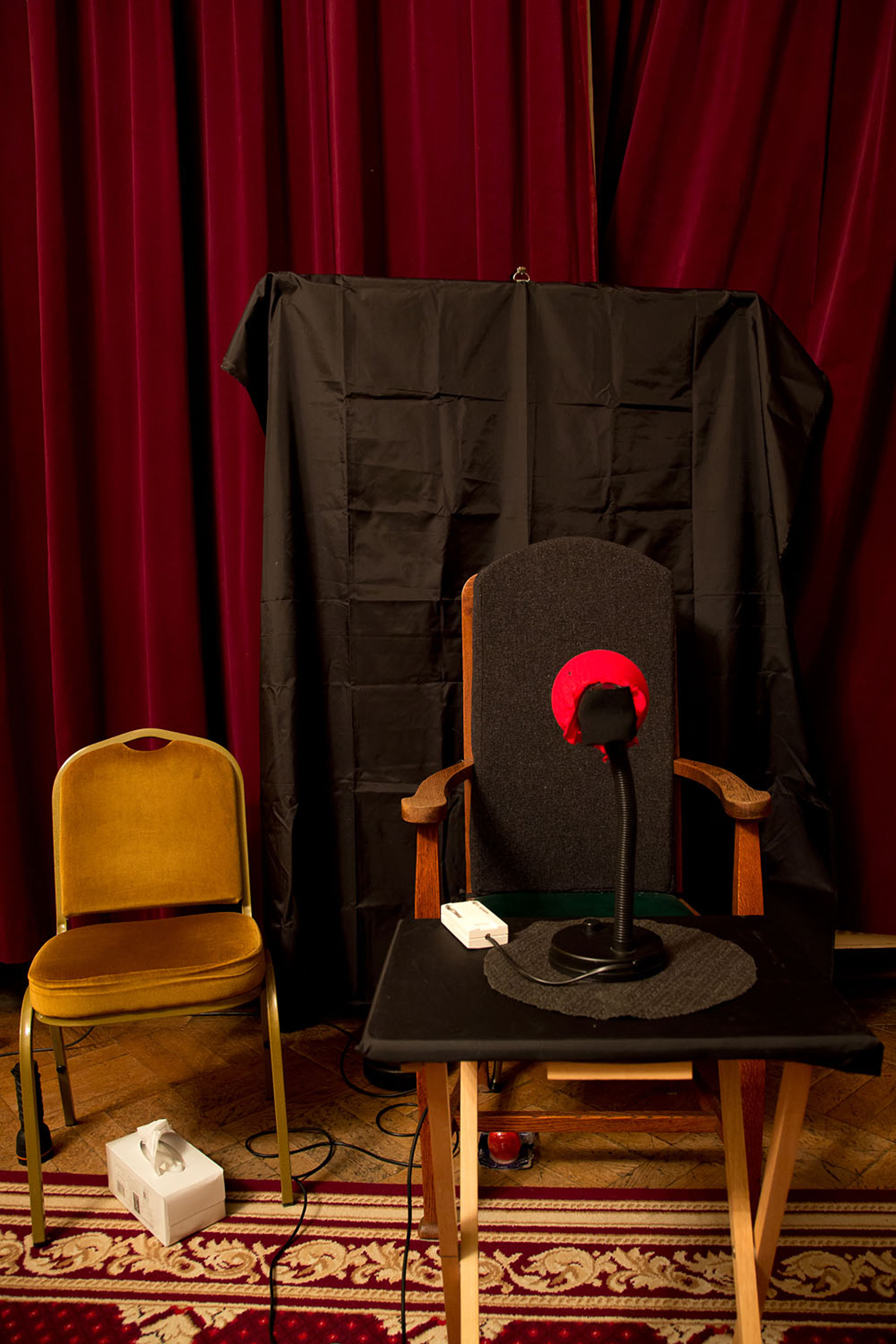 Gordon Garforth's séance set up, Stansted, England, 2013.