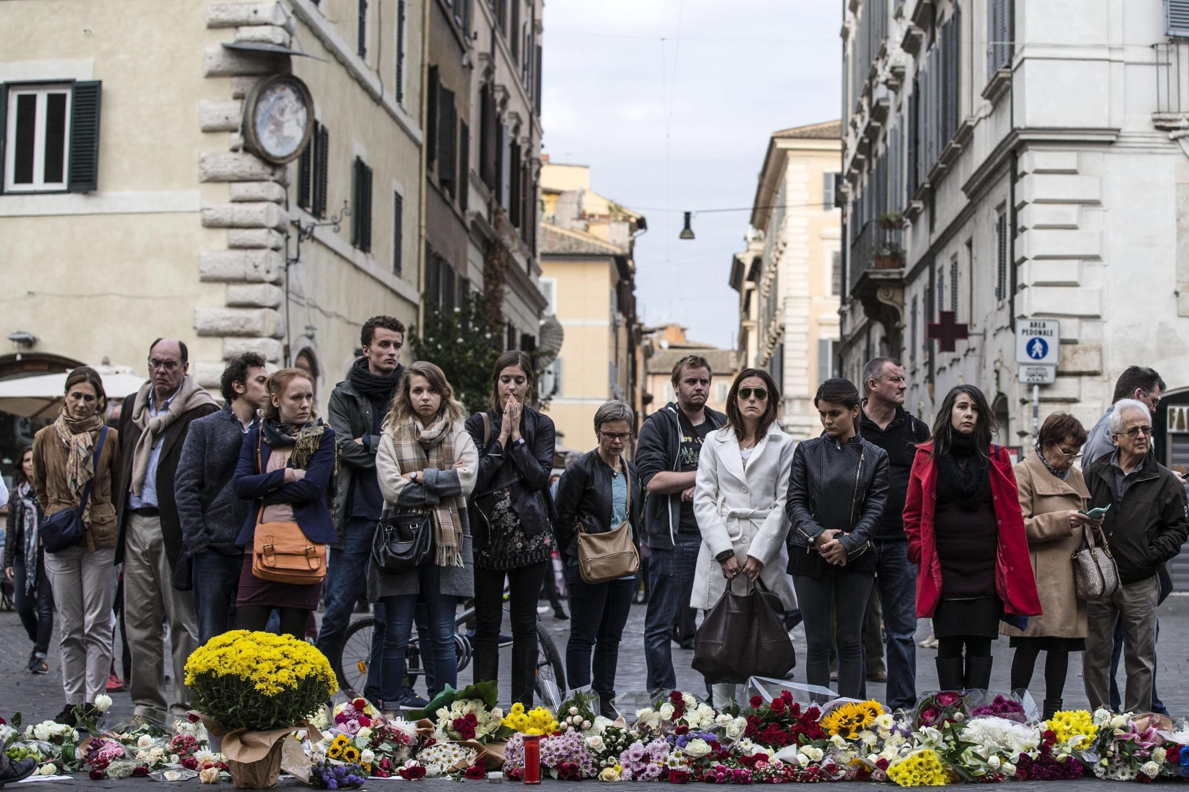 Paris attacks aftermath - reactions in Rome